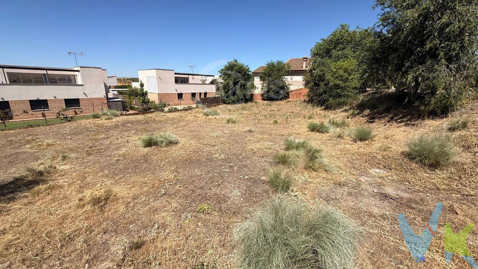 Parcela en venta en Layos.