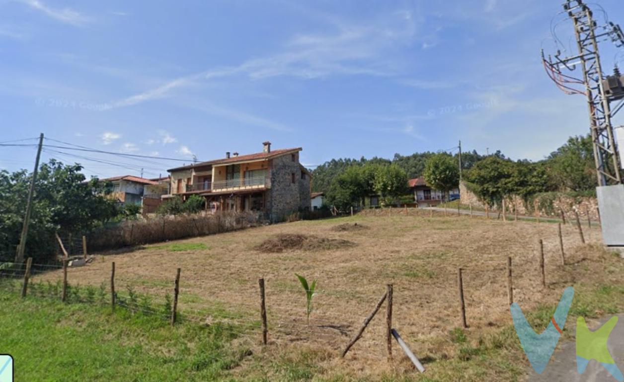 Ubicado en el municipio de Rasines, en pleno entorno natural del Valle del Asón.Te presentamos este terreno urbano de 1.031 m², ideal para construir la vivienda que siempre has imaginado en un entorno tranquilo, rodeado de naturaleza y a pocos minutos de todos los servicios. Características principales:? Ideal para vivienda unifamiliar? Buen acceso rodado desde la carratera general? Entorno residencial consolidado? Clasificación: Urbano? Superficie: 1.031 m² Impuestos, gastos notariales y registrales NO INCLUIDOSHonorarios del 1% con cargo al comprador