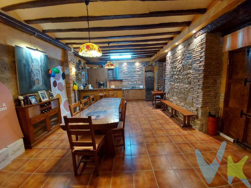 Espectacular merendero en el centro de Logroño.Totalmente acondicionado.Baño con ducha.Orientación oeste.Muy buena ubicación. 