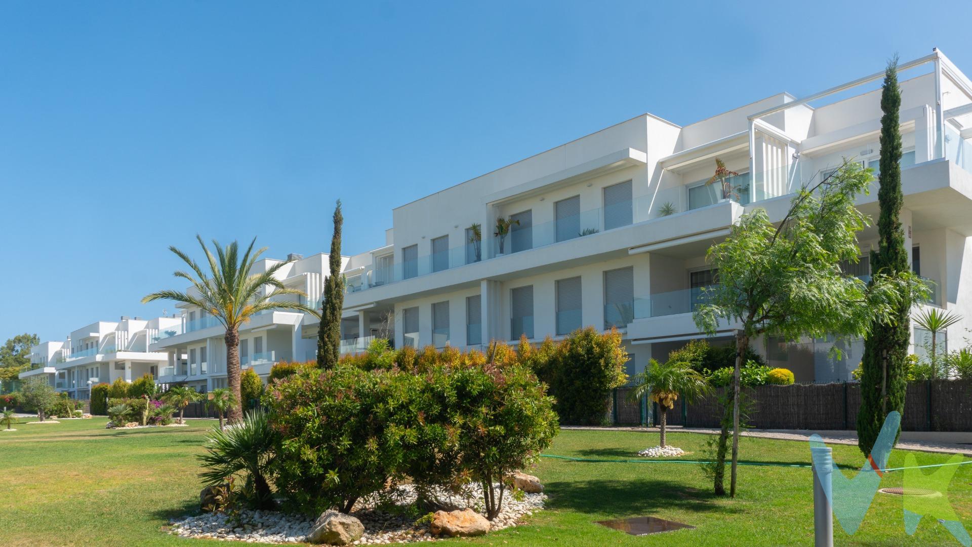 ¡OPORTUNIDAD ÚNICA!. Elegante piso, totalmente amueblado y equipado, en la urbanización “Playa Azul”, en Costa Ballena, muy cerca de Chipiona y a sólo unos pasos de la playa. Listo para entrar a vivir ¡ya! . LA VIVIENDA:. La entrada conduce al espacioso salón-comedor con cocina integrada y un gran ventanal  que da acceso a la acogedora terraza. Cuenta con tres dormitorios y dos baños. El Dormitorio principal dispone de vestidor  y baño en su interior. Los otros dos dormitorios cuentan con armarios empotrados y altillo. Un tercer armario empotrado se encuentra en el vestíbulo. La propiedad se vende con un amplio trastero y dos plazas de garaje. CALIDADES:. - Carpintería exterior: aluminio lacado con rotura de puente térmico y doble acristalamiento. - Carpintería interior: puerta principal blindada, bisagras y cerradura de alta seguridad antipalanca. Resto de puertas: madera lacadas en blanco y gris metálico. - Armarios empotrados lacados en blanco,  interiores revestidos y divididos con baldas, cajoneras y colgadores. - Suelo vinílico en interior de vivienda calidad premium (alta resistencia, antirallado, ignífugo e hidrófugo) y suelo composite en terraza (reformas posteriores a las calidades originales que hacen mucho más acogedor el hogar y marcan la diferencia respecto a propiedades similares). - Baños alicatados con placa cerámica y pintura  hidrófuga antihumedad, sanitarios de diseño (Jacob Dalafon),  totalmente amueblados y con modernas mamparas en ambas duchas. Baño principal con doble lavabo. - La cocina no es la original sino un diseño adaptado de la prestigiosa marca Schmidt (25 años garantía). Está equipada con placa inducción, campana extractora, horno pirolítico, microondas-grill, frigorífico y lavadora-secadora 8Kgs con dispensador automático de detergente/suavizante, todos de  alta gama. - IMPORTANTE: su sistema individualizado Daikin de aerotermia permite disponer en todo momento de agua caliente y aire acondicionado (frío/calor) con un ahorro económico del 60-70% respecto a los sistemas clásicos. - Videoportero con pantalla color. - Certificado BREEAM. ZONAS COMUNES:. Entradas a edificios  con pavimentos y revestimientos cerámicos. Vestíbulos y pasillos con iluminación led, temporizadores y detectores de presencia. Garajes, trasteros y cuartos técnicos comunitarios en planta subterránea, acceso desde ascensor, con sistema contraincendios, control nivel CO2, bombas de achique (prevención inundación) y alumbrado temporizado. La urbanización ofrece múltiples instalaciones de ocio: club social, dos amplias piscinas y piscina infantil con aseos, dos pistas de pádel, dos de petanca, parque infantil, calles peatonales y rodadas, bicicleteros, asientos, balizas de iluminación, farolas, etc. Todo integrado en un conjunto paisajístico  sin igual. . SERVICIOS EN LAS CERCANÍAS:. - Centros comerciales de moda y ocio. - Hoteles de reconocidas cadenas. - Campos de golf. - 4 kilómetros de playa virgen con todos los servicios. - A escasos 800 metros de la famosa zona de beach-clubs de las Tres Piedras (La Manuela, Chinini Beach, Tulum Club, Ajedrez Beach, etc). - Puertos deportivos en Rota y Chipiona. - Amplia oferta gastronómica (restaurantes, bodegas, mariscos, grills, pizzerías americanas, etc) en Costa Ballena, Rota o Chipiona. - Grandes zonas verdes con paseo marítimo, jardines, pistas deportivas públicas, parques infantiles, etc. - Carril bici en toda Costa Ballena con conexiones a Rota y Chipiona por senderos cicloturistas. - Transporte público con conexiones con Chipiona, Rota, Sanlúcar de Barrameda, Jerez de la Frontera, El Puerto de Santa María y Sevilla. Ubicación inmejorable, a sólo unos minutos caminando de la playa. Esta propiedad es perfecta tanto como residencia habitual, segunda vivienda o inversión para alquiler vacacional. . Costa Ballena es una zona en auge, con alta demanda, excelente proyección y constante revalorización económica. ¡NO LO DUDES Y LLÁMANOS! TE LA MOSTRAREMOS ENCANTADOS