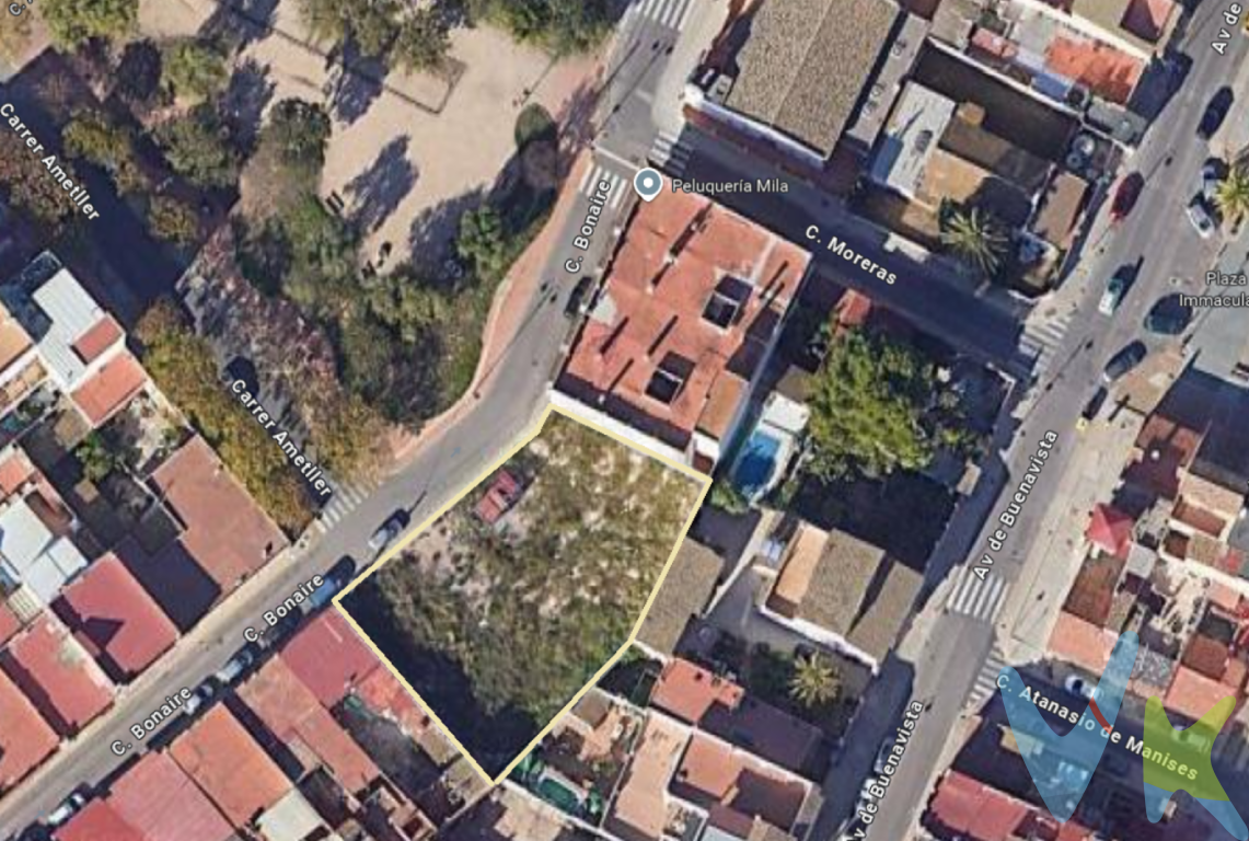 Se Vende Finca en Massamagrell: Excelente Oportunidad de InversiónSe presenta una oportunidad única para adquirir una impresionante finca en la localidad de Massamagrell (zona el Barrio de la Magdalena) que ofrece múltiples posibilidades de desarrollo. Se vende parcela individual de 167m2 o completa de 853m2.La conexión con el metro y el autobús hacen de este solar una elección inmejorable. Dicho acceso al transporte público es una característica que aumenta considerablemente la comodidad y el atractivo del lugar, ya que facilita una perfecta conexión con la ciudad de Valencia y sus alrededores. Esto lo convierte en un enclave perfecto tanto para el uso residencial como para posibles desarrollos comerciales.Solicite información adicional y coordine una visita para conocer de cerca este singular solar, que está llamado a convertirse en un lugar especial para su futuro. 