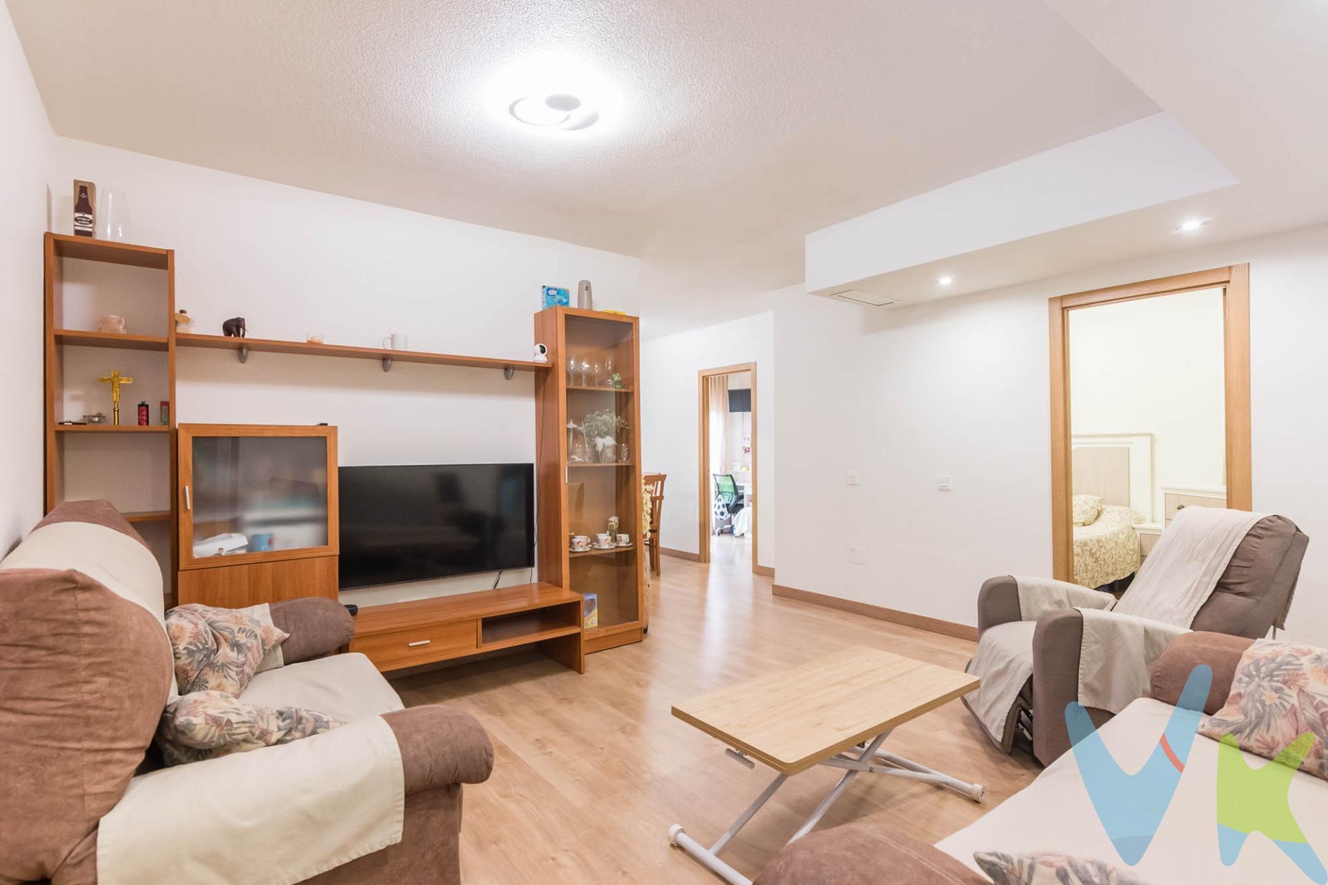 Crea el hogar que siempre has soñado.....En éste magnífico piso de 2006 totalmente reformado recientemente, ubicado en una de las zonas más demandadas de Guadalupe, junto a la Ucam. La vivienda dispone de tres dormitorios, cuarto de baño completo, cocina independiente y un salón amplio y luminoso. La reforma reciente permite disfrutar de un piso listo para entrar a vivir, con acabados actuales y funcionales. Cuenta además con aire acondicionado centralizado, lo que garantiza confort durante todo el año. Entre sus principales ventajas destacan también plaza de garaje y trastero incluidos, algo muy valorado en la zona. Ubicación ideal, cercana a la universidad, servicios, transporte, comercios y zonas verdes, lo que la convierte en una opción perfecta tanto para vivir como para inversión. 🔑 Comercialización en multiexclusiva. Por mandato expreso del propietario, este inmueble se comercializa en multiexclusiva, lo que garantiza un acceso completo a la información, un servicio profesional y una gestión ordenada, sin interferencias de terceros. 🤝 Una compra tranquila y bien acompañada. Al contactar directamente con nosotros, evitarás molestias innecesarias a la propiedad. Nos encargamos de toda la intermediación, facilitándote la documentación, la información necesaria y un trato cercano, claro y sin complicaciones. Te informaremos con total transparencia de todos los aspectos de la compra, incluidos gastos y honorarios de agencia para que tomes decisiones con calma y seguridad. Nuestra forma de trabajar se basa en algo muy sencillo:. Calma → la tranquilidad de comprar tu vivienda con acompañamiento profesional en todo el proceso con nosotros. ℹ️ Información legal. La descripción del inmueble y las imágenes publicadas tienen carácter meramente informativo y no contractual. El precio ha sido fijado por la propiedad y podría sufrir variaciones hasta su formalización en contrato de compraventa. A continuación, te informamos de los gastos de compra no incluidos en el precio, para garantizar un proceso claro y tranquilo:. PVP:190.000€. No incluye gastos, impuestos y demás gastos legalmente correspondan al comprador: ITP del 7,75% con carácter general; existen excepciones según normativa aplicable (1). Base imponible el mayor valor entre el precio de venta o el valor referencia catastral. Gastos Notaría y Registro: 1.900€ aprox. según complejidad y aranceles vigentes (2). Financiación: gastos de hipoteca, tasación y gatos bancarios a cargo del comprador, según su necesidad y elección. Servicio doble de intermediación: Honorarios inmobiliaria a cargo del comprador: 3% precio final, más IVA (21%), salvo acuerdo contrario tras negociación, no incluidos en PVP. Operación y condiciones de compraventa sujeta a aceptación expresa del vendedor. Para acceder a información y documentación legalmente exigible por el consumidor: https://www.inmotasa.es/consumidor/. (1) Para una información exhaustiva sobre el funcionamiento, tipos impositivos y bonificaciones del ITP en la Región de Murcia, puedes consultar el portal oficial de la Agencia Tributaria Autonómica en el siguiente enlace: agenciatributaria.carm.es/ITPAJD. (2) Tarifas notariales y registrales reguladas en Anexo I Del Real Decreto 1426/1989 y, Anexo I Del Real Decreto 1427/1989, respectivamente. 