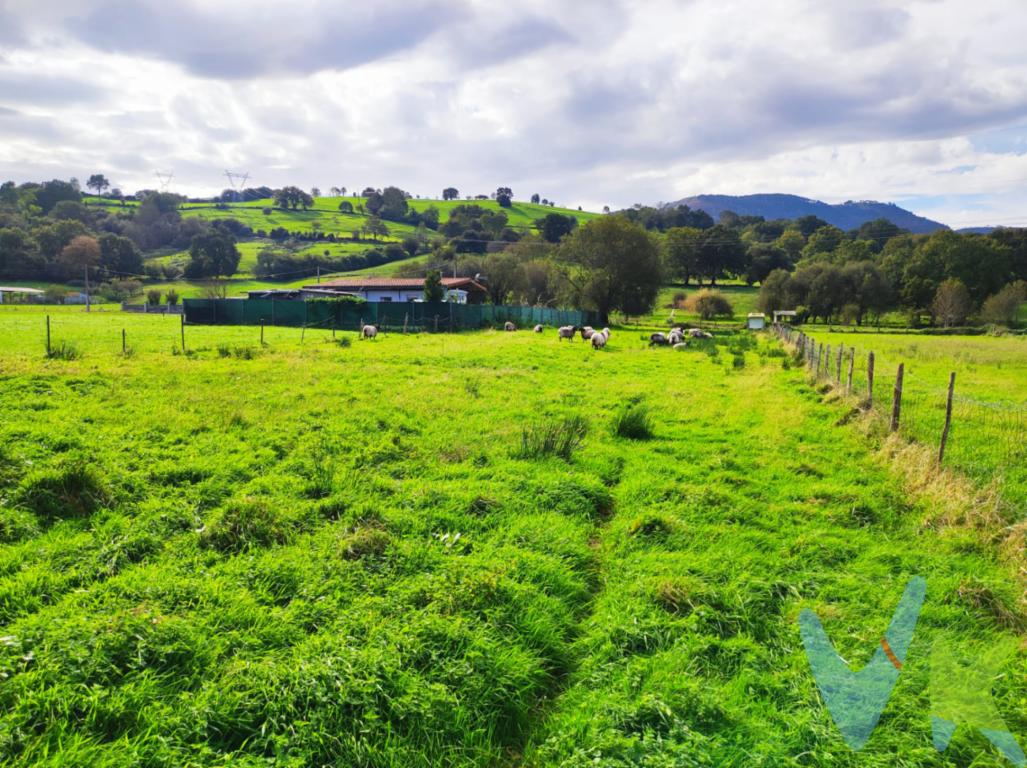 FANTÁSTICA PARCELA RÚSTICA DE ESPECIAL PROTECCIÓN.En el centro de Lloreda, Santa María de Cayón.Completamente llana.Con luz y agua en las proximidades.¡LLÁMANOS Y TE LA ENSEÑAMOS ENCANTADOS!Los precios mostrados no incluyen impuestos, gastos de compraventa ni financiación. 