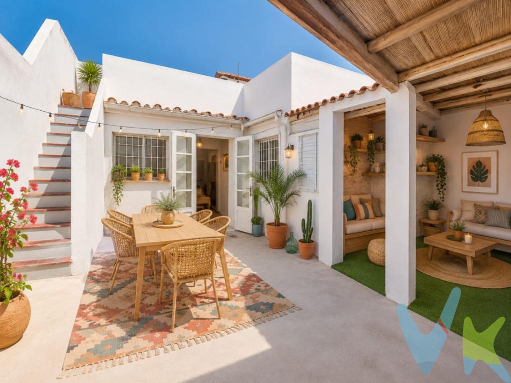 CASA DE PUEBLO COMPLETA CON GRAN PATIO Y TERRAZA, EN TORRENT!!!¿Buscas una vivienda con encanto para crear el hogar que siempre has imaginado?Te presentamos esta casa de pueblo en pleno Camí Reial de Torrent, a la altura de la calle 25 de Abril, una oportunidad perfecta para quienes desean reformar y personalizar cada rincón a su gusto, manteniendo la esencia de las viviendas tradicionales. (ALGUNAS FOTOGRAFÍAS, LA DECORACIÓN ES VIRTUAL)La vivienda cuenta con 75 m² construidos sobre una parcela de 114 m², distribuidos actualmente en 3 habitaciones y 1 baño. Dispone además de una fantástica terraza privada de aproximadamente 40 m², ideal para disfrutar del aire libre, crear una zona chill out o incluso ampliar espacios según tus necesidades, dispone de lavadero y trastero. También tiene acceso a otra terraza superior.Ubicada en una zona consolidada y con todos los servicios a pocos pasos: comercios, centro de salud, transporte, colegios y acceso rápido de entrada y salida de la ciudad. Una propiedad con muchísimas posibilidades tanto para vivienda habitual como para inversión.Si sueñas con reformar una casa a tu estilo en una de las zonas más cómodas de Torrent, esta puede ser la oportunidad que estabas esperando.Ven a visitarla y descubre todo su potencial.Si tienes que vender antes tu vivienda, llámanos y te asesoramos cómo hacerlo para además tener los mínimos gastos posibles y todas las garantías.Agencia Registrada con el nº00516 en el Registro Obligatorio de Agentes Inmobiliarios de la Comunidad ValencianaPor mandato expreso del propietario, COMERCIALIZAMOS ESTE INMUEBLE EN EXCLUSIVA, lo que le garantiza el acceso a toda la información, a un servicio de calidad, un trato fácil, sencillo y sin interferencias de terceros. Por este motivo, se ruega NO MOLESTAR AL PROPIETARIO, a los ocupantes de la propiedad o a los vecinos. Muchas gracias por su comprensión.La oferta está sujeta a cambios de precio o retirada del mercado sin previo aviso. Este anuncio en su conjunto, incluyendo textos, fotos, imágenes o cualquier otro contenido de este, no es vinculante dado que la información es ofrecida por terceros y puede contener errores. Se muestra a título informativo y no contractual.El precio del inmueble no incluye los honorarios de la agencia que ascienden al 4%+IVA del precio final del inmueble, ni los gastos de notaría y registro de la propiedad (que están sujetos a aranceles y varían dependiendo del precio de escrituración), ni los impuestos (que en la Comunitat Valenciana varían dependiendo del precio del inmueble y de las características personales del comprador).Esta propiedad se pone a la venta con toda la documentación comprobada y en regla, por lo que ofrecemos GARANTIAS a los compradores. 