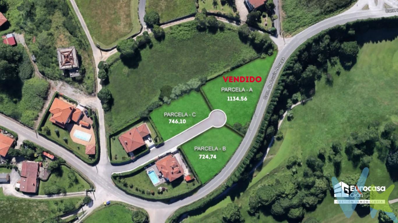 En la hermosa localidad de La Barganiza lado Club de Golf , se encuentra esta increíble oportunidad inmobiliaria lo que la convierte en una inversión sumamente atractiva.Se trata de un Preciosa parcela edificable llana ,urbanizada con todos los  servicios a la entrada de la calle  y rodeada de  Viviendas UnifamiliaresCon una superficie de 725 metros cuadrados, esta finca cuenta con un potencial de construcción impresionante además  asegura privacidad y seguridad para los futuros propietarios.Una de las ventajas de esta propiedad es su ubicación estratégica, con paradas de autobús y colegios cercanos, resulta fácil y conveniente acceder a diversos puntos de la ciudad. Esto la convierte en una opción ideal tanto para aquellos que buscan un lugar tranquilo donde construir su hogar como para aquellos que desean invertir en un proyecto inmobiliario rentable.Además, la finca se encuentra en una zona en constante crecimiento y desarrollo, lo que garantiza un aumento en su valor con el paso del tiempo. No dejes pasar la oportunidad de visitar esta finca edificable y su magnifica ubicación que estamos seguros que te enamorara. ¡Contáctanos y agenda ya una visita para conocer esta propiedad en persona!IVA e Impuestos de Notaria y Registro no están incluidos en el precio