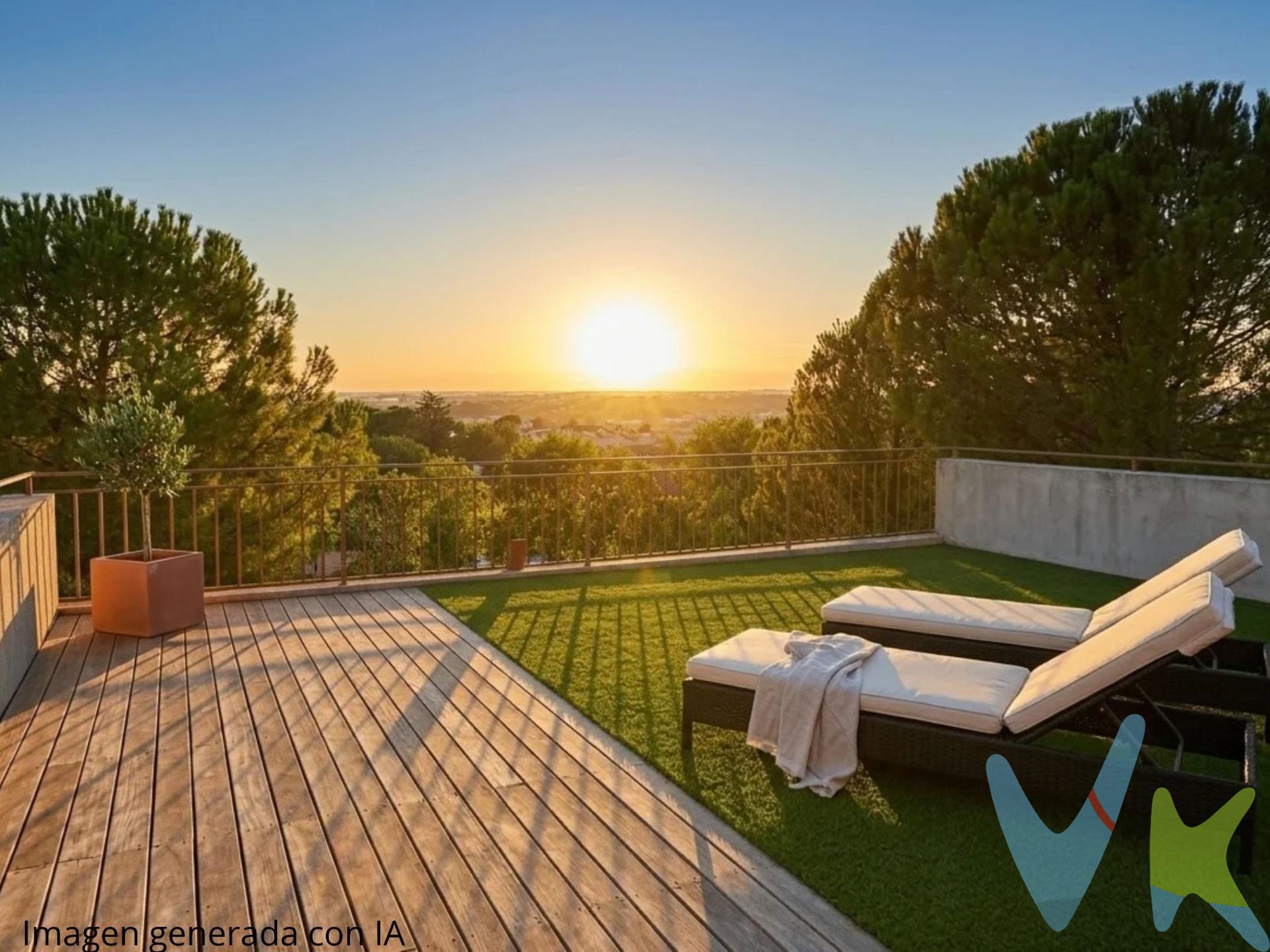 CHALET INDEPENDIENTE EN VENTA CON PISCINA Y JARDÍN. Si buscas una vivienda amplia, independiente y con espacio exterior, esta propiedad ofrece muchísimas posibilidades para crear la casa de tus sueños. El chalet cuenta con amplias estancias, piscina privada y un gran jardín, ofreciendo un entorno perfecto para disfrutar al aire libre, organizar reuniones familiares o simplemente relajarse. La vivienda necesita reforma, lo que permite adaptarla completamente a tus gustos y necesidades, creando un hogar único y personalizado. Su amplitud y distribución ofrecen un excelente punto de partida para realizar una reforma y convertirla en una vivienda a medida. Situado en una zona tranquila y agradable, con servicios, comercios y todo lo necesario para el día a día a poca distancia. Una propiedad con gran potencial, ideal para quienes buscan espacio, privacidad y la oportunidad de transformar una vivienda en un hogar a medida. Para más información o concertar una visita, no dudes en contactar con nosotros.
