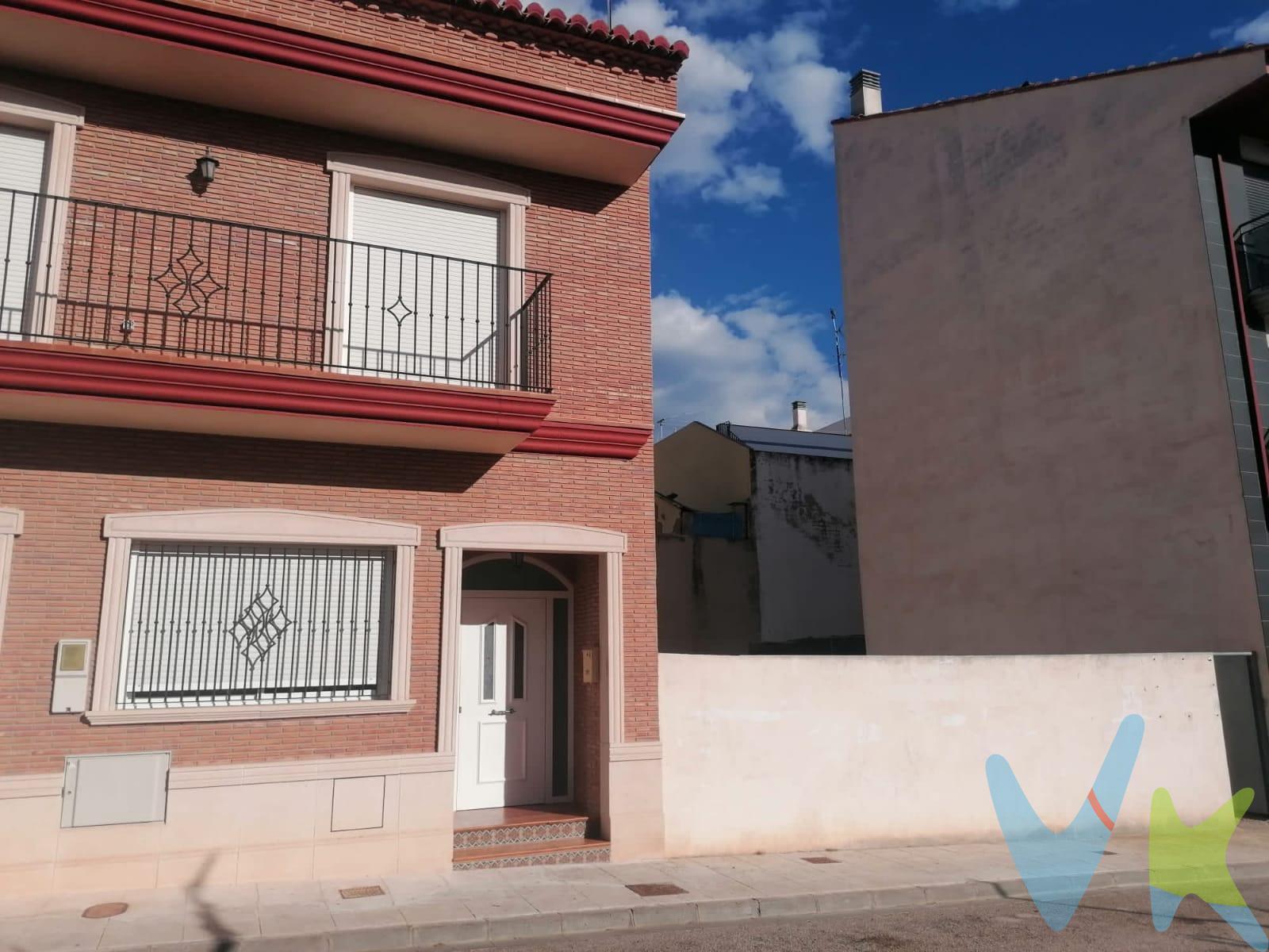 ¡Oportunidad Exclusiva en Massamagrell! Solar Urbano de 108 m² Preparado para Construir. Te presentamos un excepcional solar urbano ubicado en la encantadora localidad de Massamagrell, perfecto para aquellos que desean construir la casa de sus sueños. Este terreno, con una superficie de 108 m², está listo para edificar una vivienda de hasta dos alturas, ofreciendo un sinfín de posibilidades para crear un hogar único y a tu medida. Características del Solar:. Superficie: 108 m². Superficie edificable: 331,20 m². Tipo de suelo: Urbano, completamente preparado para la construcción. Alturas permitidas: Hasta 2 alturas. Ubicación: Massamagrell, Valencia. Ventajas de esta Propiedad:. Ubicación Privilegiada: Situado en una zona tranquila y bien conectada de Massamagrell, con fácil acceso a servicios esenciales, comercios, colegios y transporte público. Potencial de Diseño: Ideal para desarrollar un proyecto arquitectónico personalizado, optimizando cada metro cuadrado según tus necesidades y gustos. Inversión Segura: Una excelente oportunidad tanto para inversores como para familias que desean construir un hogar a su medida en una de las áreas con mayor crecimiento de Valencia. Beneficios Adicionales:. Entorno Tranquilo: Disfruta de la paz y la tranquilidad de un entorno residencial con todas las comodidades a tu alcance. Versatilidad de Construcción: La posibilidad de construir hasta dos alturas te permite maximizar el uso del espacio y crear una vivienda espaciosa y funcional. No dejes escapar esta oportunidad única de adquirir un solar con un gran potencial. ¡Contacta con nosotros hoy mismo y comienza a planificar el futuro hogar que siempre has deseado!. ¡Llama ahora y solicita más información!. Este es el momento perfecto para tomar una decisión que transformará tu vida. ¡Esperamos tu llamada!. Por mandato expreso del propietario, comercializamos este inmueble en EXCLUSIVA, lo que le garantiza un servicio de calidad, un trato fácil, un proceso sencillo, rápido y sin interferencias de terceros. Por este motivo, se ruega no molestar al propietario, a los ocupantes de la propiedad, a los vecinos o conserjes del edificio o urbanización si los hubiera. Muchas gracias por su comprensión. Si Usted es agencia inmobiliaria y tiene un cliente para este inmueble, llámenos, estaremos encantados de colaborar en esta y otras operaciones. Gestión de Viviendas es una Agencia Registrada con el Nº 1.584 en el Registro Obligatorio de Agentes Inmobiliarios de la Comunitat Valenciana, según el DECRETO 98/2022, de 29 de julio, del Consell, por el que se regula el Registro de Agentes de Intermediación Inmobiliaria de la Comunitat Valenciana. Los datos expuestos son ofrecidos por terceros, meramente informativos y se suponen correctos. Nuestra empresa no garantiza su exacta veracidad. La oferta está sujeta a errores, cambios de precio, omisión y/o retirada del mercado sin previo aviso. El precio no incluye HONORARIOS INMOBILIARIOS, y los gastos de arreglo a ley de la compra venta como impuestos (IVA, ITP, AJD), notaria y registro, etc.