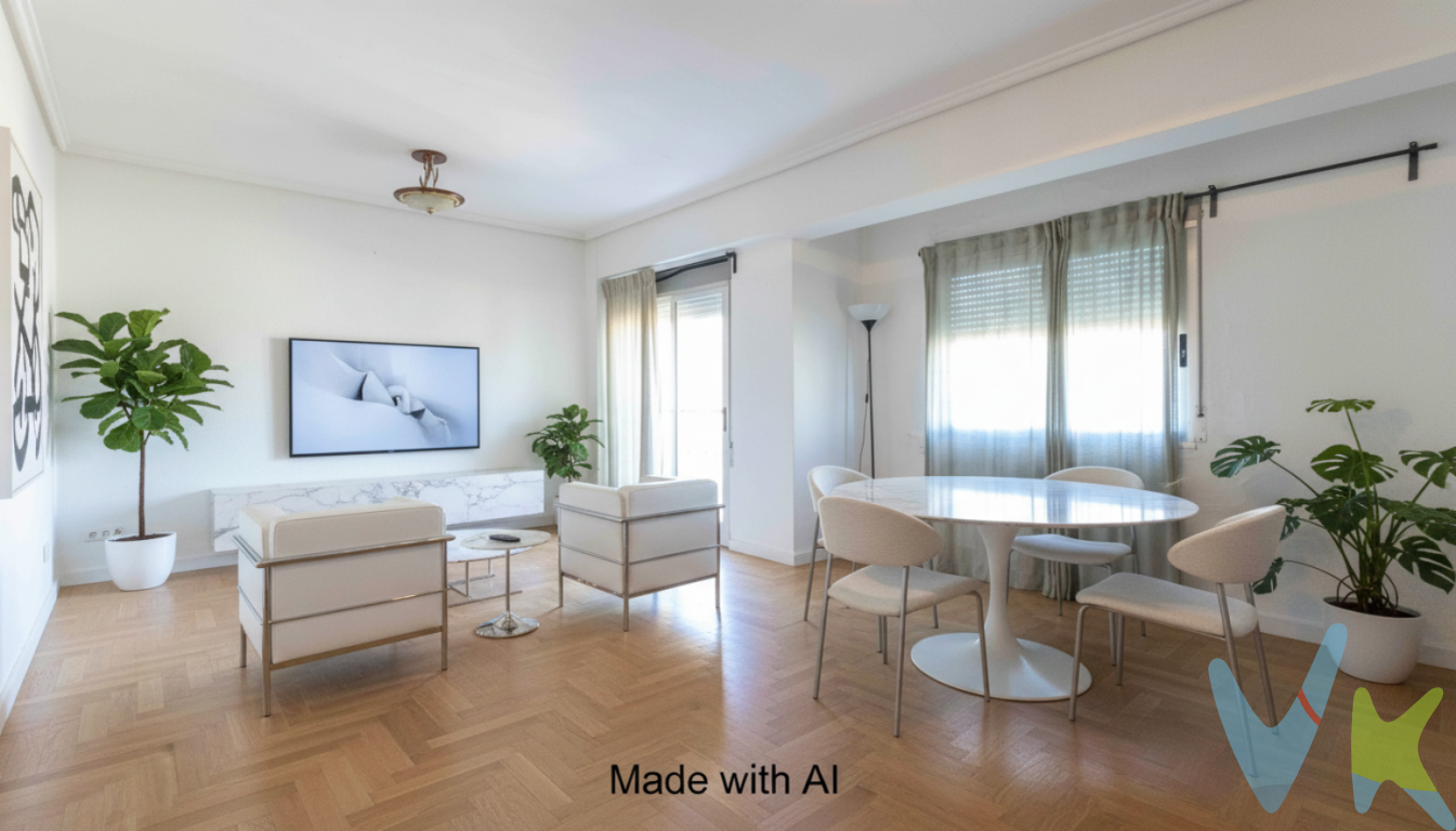Se vende piso luminoso ( quinto sin ascensor) ubicado en la misma Calle Padre Méndez AL LADO DEL METRO. Una vivienda con gran potencial, ideal para quienes buscan un hogar en el centro o desean realizar una inversión rentable.Características destacadas:3 habitaciones amplias y muy luminosasBaño completoCocina independiente, funcional y bien distribuidaEl segundo, en una de las habitaciones, crea un rincón perfecto para desconectar o adaptar a un uso personalEl primero, situado en el comedor, ofrece un espacio abierto ideal para disfrutar de la luz natural y la ventilaciónDos balcones que aportan amplitud y carácter a la vivienda:Ventanales grandes que aportan claridad durante todo el díaSobre la ubicación: Situado en una zona privilegiada, rodeada de comercios, transporte público, colegios y todos los servicios necesarios. Una calle tranquila pero a un paso de todo.Si deseas más información o quieres concertar una visita, ponte en contacto y te atenderé encantada.Por mandato expreso del propietario, comercializamos este inmueble EN EXCLUSIVA, lo que le garantiza un servicio de calidad, un trato fácil, sencillo y sin interferencias de terceros. Por este motivo, se ruega no molestar al propietario, a los ocupantes de la propiedad, a los vecinos. Muchas gracias por su comprensión.  El precio NO incluye los gastos de notaría, ni impuestos, ni gastos de registro de la propiedad, ni gastos de gestoría, ni honorarios de la inmobiliaria, ni cualquier otro gasto que no este especificado. Los datos e información contenida en este anuncio es meramente informativa, por lo que no tiene carácter contractual, pudiendo contener errores, reservándose la inmobiliaria a poder modificarla en cualquier momento. Para saber más sobre el mismo no dude en ponerse en contacto con nosotros.