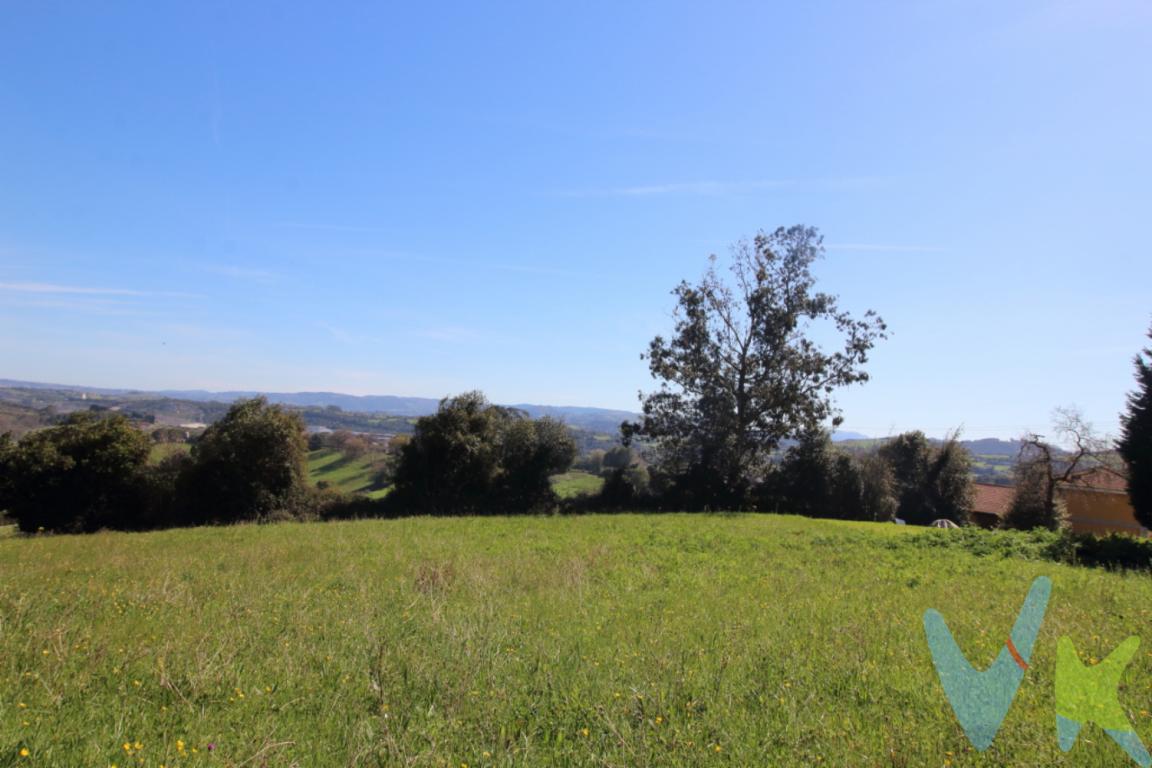 Ponemos a la venta una soleada finca , en una zona muy tranquila situada a 18 minutos de Gijón. La finca es casi llana y tiene unas vistas estupendas. Tiene fácil acceso y no se encuentra aislada. Si su sueño es edificar una casa en una zona tranquila y a escasos km de Gijón, ésta es su oportunidad. No dude en llamarnos y conocerla. 