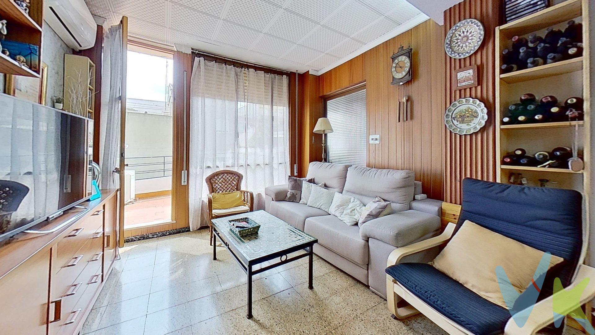 ¡Tu nuevo hogar en Corbera te está esperando! Amplio piso de 105 m² con terraza y trastero – Listo para entrar a vivir. ¿Buscas un piso amplio, luminoso y bien ubicado? Esta es tu oportunidad. Te presentamos esta fantástica vivienda de 105 m² construidos, amueblada, para que te puedas trasladar lo antes posible. Situada en una primera planta sin ascensor, en una zona tranquila de Corbera (Valencia), muy cerca del emblemático Castillo de Corbera, parques, supermercados y paradas de autobús. El piso cuenta con:. 	•	3 dormitorios espaciosos. 	•	1 baño completo. 	•	Cocina equipada con espacio de almacenamiento y despensa. 	•	Luminoso salón-comedor con acceso a balcón. 	•	Terraza privada, ideal para disfrutar del buen clima y hacer barbacoas con los familiares y amigos. 	•	Trastero incluido, perfecto para almacenar sin restar espacio a la vivienda. Una propiedad que destaca por su buena distribución, luz natural y ubicación privilegiada. Ideal para familias, parejas o como inversión. ¡No dejes pasar esta oportunidad! Contacta con nosotros y agenda tu visita. La descripción del presente inmueble e imágenes tienen mero carácter informativo y en ningún caso carácter contractual, pudiendo ser modificados por la inmobiliaria comercializadora sin que ello implique responsabilidad alguna frente a terceros. En el precio de venta a público, esta propiedad NO incluye los gastos de adquisición (Notario, registro, gestión, honorarios, etc…).