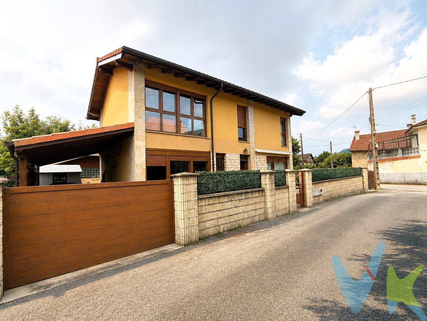 ¿Estás listo para darle un giro a tu vida? Este elegante chalet independiente en La Abadilla de Cayon te está esperando con los brazos abiertos; completamente vallado ofreciéndote un ambiente privado excepcional. Con un diseño funcional y acogedor, la propiedad se distribuye cómodamente en dos plantas: en la planta baja encontrarás una habitación perfecta para invitados o como oficina, una cocina independiente totalmente equipada con un mobiliario de calidad, un amplio salón comedor ideal para compartir tu momentos especiales con familia y amigos y un baño completo;. en la primera planta tres habitaciones luminosas y dos baños cómodos; uno dentro de tu propia suite principal, ¡sí así como lo lees! . El exterior es igual de atractivo, rodeado por un hermoso jardín-terraza que invita al relax y disfrute al aire libre. El chalet también dispone de un práctico porche donde podrás resguardar tu vehículo—actualmente abierto pero fácilmente convertible en espacio cerrado según tus preferencias. Impecable estado, para entrar a vivir desde el primer momento, construcción seminueva y de calidad, amplios ventanales de PVC diseñados para maximizar la entrada luminosa durante todo el día y aislarte de cualquier ruido, puerta automática facilitando la comodidad de acceso con el vehículo. . Y no olvides su ubicación privilegiada: ¡estarás a un paso de Saron!, y de todos los servicios esenciales– ¡aquí nunca faltará nada! Además, solo tardarás unos escasos 25 minutos hasta Santander o sus hermosas playas. Así qué deja que te mostremos en persona todo esto porque aquí puede empezar tu nueva vida. No dejes que se te adelanten!!!. Los impuestos gastos de notaria y registro no están incluidos en el precio. 