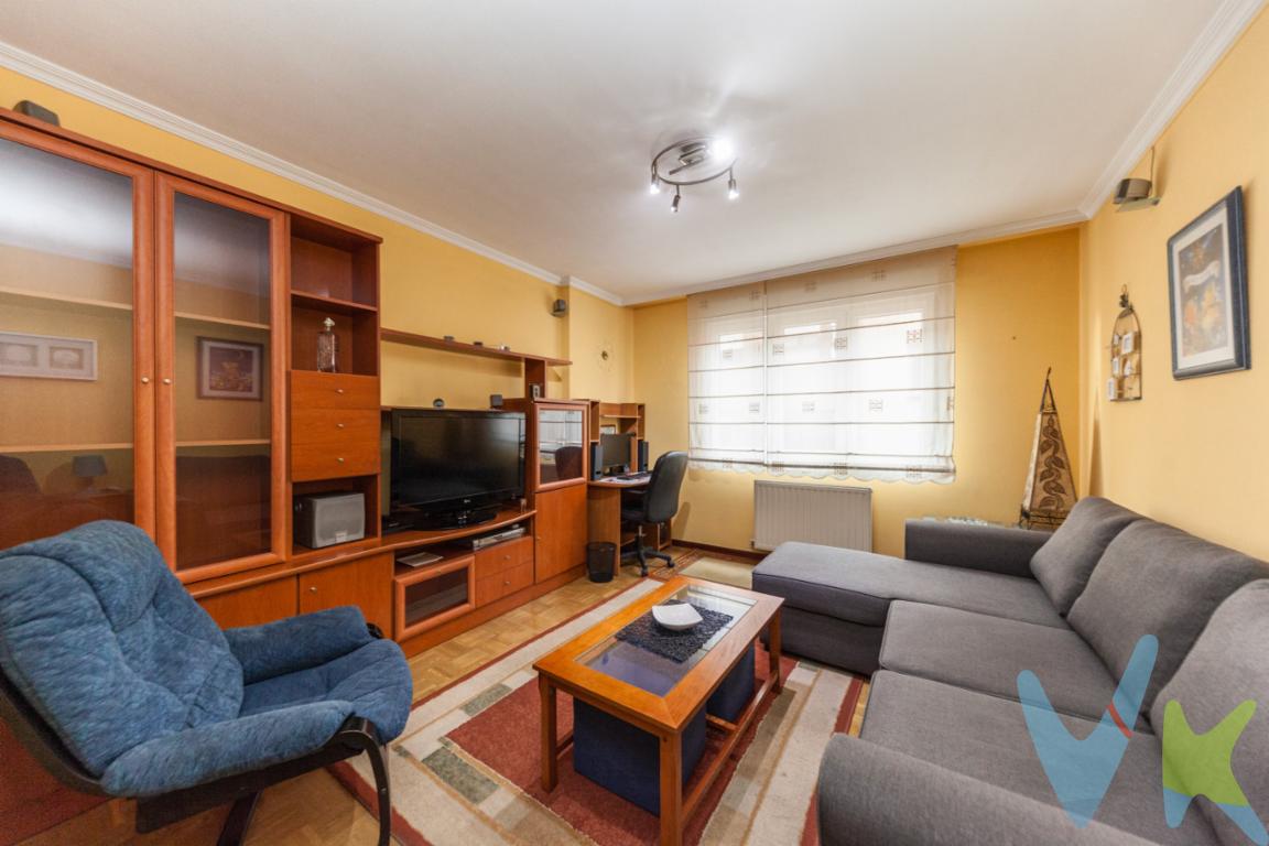 VENTA. Preciso y amplio apartamento al lado de la Playa del Arbeyal. Distribuido en habitación, cocina independiente, salón y baño. Perfecto estado, buenas calidades: suelos de paqruet, cerámica/gres, ventanas de PVC con doble acristalamiento, puerta de entrada de seguridad,.... Calefacción de gas ciudad individual. El apartamento dispone de un cuarto Trastero en la planta bajocubierta, con una superficie de 5.75m.  La vivienda es toda exterior, el edificio donde se encuentra el apartamento dispone de ASCENSOR, es una tercera planta. La zona donde esta ubicado el apartamento consta de todos los servicios: supermercados, colegios, parques, centro de salud..... estupenda conexión de transporte publico y esta al lado de la Playa del Arbeyal-.VEN A VISITARLO, TE ENCANTARA!!!