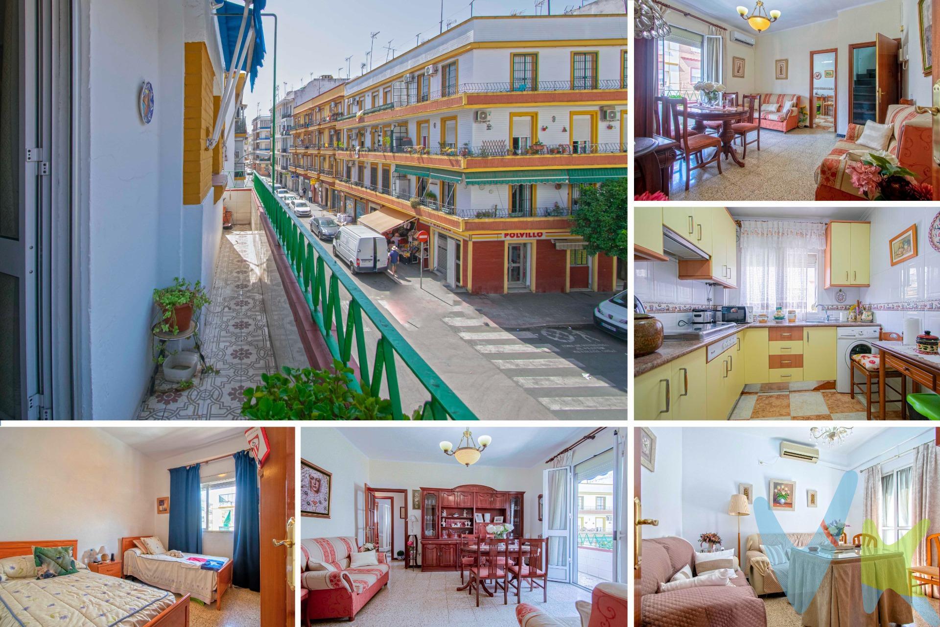 Gran oportunidad, amplia vivienda junto a La Cruz Roja!!!. Situado en una segunda planta sin ascensor. El inmueble dispone de 70m2 útiles con muy buena distribución. El salón es de paso, muy amplio y cómodo, con acceso a terraza que rodea toda la vivienda, muy luminoso. La cocina es independiente y se encuentra amueblada y equipada con electrodomésticos, muy práctica. El piso dispone de tres dormitorios exteriores, uno de ellos habilitado como cómoda sala de estar, el principal con armario empotrado y un baño exterior  con placa de ducha. Las ventanas son de aluminio lacado en blanco, las puertas de madera y el suelo de terrazo y gres. Cuenta con tres splits de aire acondicionado. Piso muy bien situado, junto Avenida de la Cruz Roja, a pocos minutos andando del centro y con todo tipo de servicios a su alcance comercios, colegios, tiendas...No dude en solicitar visita!!. . Informamos a nuestros clientes compradores que el precio de venta no incluye lo siguiente: Honorarios de la agencia inmobiliaria, Impuestos (I.T.P., I.V.A. o A.J.D., en su caso) ni otros gastos de la compraventa (gastos de Registro de la Propiedad, Notaría, Gestoría ni de posible Financiación). Documento F.I.S. a disposición del consumidor según Decreto 218/2005 Junta de Andalucía. . 