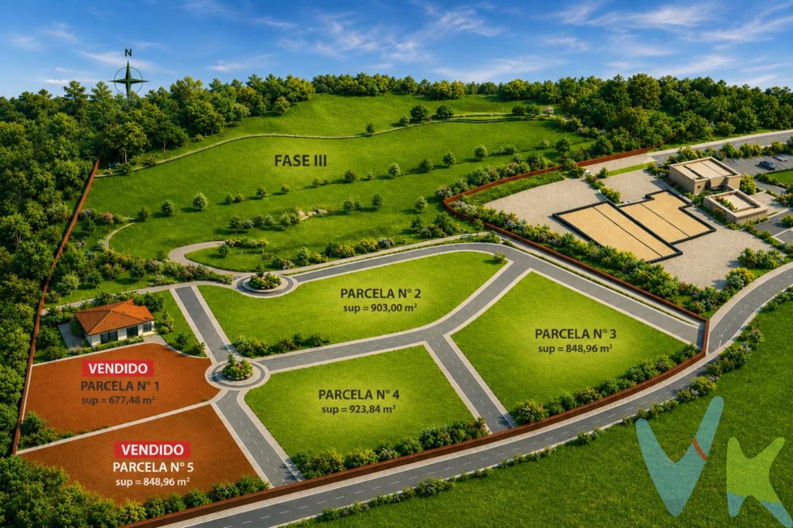  Ponemos en venta una excepcional finca edificable ubicada en la deseada zona de Pruvia de Arriba, cercana al restaurante Venta del Jamón y dentro de una Urbanización abierta Situada en un entorno tranquilo, ofrece la posibilidad de construir la casa de sus sueños en un entorno natural y a la vez perfectamente comunicado al tener Bus enfrenteLa finca se entrega con todos los servicos,  totalmente cerrada, lo que proporciona un nivel extra de seguridad y privacidad, es especialmente valiosa para quienes valoran la intimidad y desean disfrutar de su espacio personal sin interrupciones. La delimitación de la propiedad también simplifica el proceso de desarrollo de cualquier proyecto arquitectónico, ya que ofrece claridad sobre los límites del terreno desde el inicio.Pruvia de Arriba es una zona conocida por su encanto y belleza natural, un lugar perfecto para quienes desean combinar la cercanía a la naturaleza con la conveniencia de accesos rápidos a servicios y comodidades urbanas. Sus paisajes serenos proporcionan un ambiente de paz, ideal para el descanso y la relajación, convirtiendo cualquier residencia en un verdadero santuario personal.Destaca también el potencial de esta finca como inversión segura ya que la zona está en constante revalorización, con una demanda creciente gracias a su ubicación estratégica  que ofrece proyecciones de futuro prometedoras en cuanto a retorno de inversión.En resumen, esta propiedad es mucho más que una simple parcela de tierra; es el inicio de un sueño hecho realidad que ofrece todo lo necesario para edificar un hogar único en un entorno incomparable. Gastos e impuestos no incluidos en el precio. Honorarios de intermediación inmobiliaria a cargo del vendedor y honorarios de mediación inmobiliaria del 2% más I.V.A. con un mínimo de 2000 euros mas I.V.A a cargo del compradorA título orientativo, en segundas transmisiones, el comprador abonará el Impuesto sobre Transmisiones Patrimoniales (ITP). Para consultar los porcentajes del ITP en Asturias puede hacerlo a través de la web oficial de servicios tributarios del Principado de Asturias https://sede.tributasenasturias.es/sites/sede/default/es_ES/Que-quieres-hacer/Transmisiones-Patrimoniales-y-AJD. La base imponible será el mayor valor entre precio de compraventa, tasación o valor de referencia catastral. Gastos de notaría y registro según aranceles variables según precio, número de copias y complejidad.  El comprador escoge libremente notario. El vendedor asume la plusvalía y el resto de gastos son del comprador. Si se precisa hipoteca: Tasación, condiciones y costes bancarios según entidad elegida por el comprador; así como los gastos de gestoría y cualesquiera otros inherentes a la formalización de la compraventa. De acuerdo con la ley, no se incluyen en el precio otros gastos o tributos que legalmente correspondan al comprador.. El consumidor tiene derecho, conforme a la normativa vigente, a disponer de información y documentación adicional relativa al inmueble y condiciones de la compraventa, accesible en la sede física . La agencia actúa exclusivamente como intermediaria en la operación. Cualquier compraventa y sus condiciones quedan sujetas en todo caso a la aceptación expresa del vendedor del inmueble y a la posterior formalización del correspondiente contrato. El presente anuncio tiene carácter meramente informativo; la información suministrada se corresponde con la disponible a la fecha de publicación, pudiendo variar en función de las circunstancias o actualizaciones legales, contractuales y fiscales.