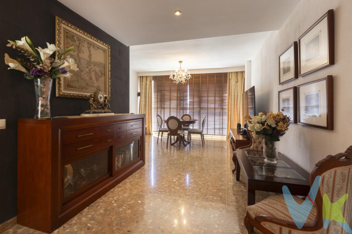  ¡Atención, futuros propietarios! Presentamos un espectacular ático dúplex en venta que redefinirá su concepto de hogar perfecto. Situado en la encantadora localidad de Carlet, este extraordinario piso se encuentra en una ubicación privilegiada, en la tercera planta de un edificio construido en 2010, y cuenta con ascensor para su comodidad. La propiedad ofrece un total de 82.29 metros construidos, de los cuales 67.42 metros son útiles, distribuidos armoniosamente en dos niveles que aseguran funcionalidad y elegancia.Con dos espaciosas habitaciones, este ático dúplex es perfecto para parejas, pequeñas familias, o incluso para aquellos que buscan un espacio adicional para oficinas o estudios personales. Las habitaciones están diseñadas para proporcionar la máxima comodidad, con espacios bien iluminados y una atmósfera que invita al descanso y la relajación.La sala de estar, amplia y luminosa, ofrece el entorno perfecto para el entretenimiento o simplemente para relajarse después de un largo día. Desde allí, tendrá acceso directo a la terraza privada del ático, donde podrá disfrutar de impresionantes vistas panorámicas de la ciudad mientras se relaja bajo el cielo abierto. Este espacio exterior es ideal para celebraciones al aire libre, cenas íntimas o simplemente para desconectar del bullicio citadino.El dúplex cuenta además con un cómodo garaje y trastero, proporcionando un espacio adicional de almacenamiento y la tranquilidad de tener su vehículo resguardado. Estos elementos contribuyen a que la propiedad sea no sólo hermosa sino también práctica para la vida diaria.Otro aspecto destacado de esta propiedad es su conexión con el transporte. Su cercanía con la estación de tren convierte las idas y venidas de la ciudad en un mero trámite, ofreciendo fácil acceso a las principales áreas urbanas y facilitando los desplazamientos.En cuanto a la comunidad, Carlet es un área que presenta un balance perfecto entre la tranquilidad de la vida residencial y las facilidades de servicios, como comercios, restaurantes y áreas de entretenimiento, creando un entorno ideal para disfrutar con plenitud.No desaproveche la oportunidad de experimentar la vida en este magnífico ático dúplex. Cada rincón de esta propiedad ha sido diseñado para ofrecer una calidad de vida excepcional. Si está en busca de una vivienda que ofrezca estilo, comodidad y facilidad de acceso, esta es la oportunidad que estaba esperando.Conviértanse en los nuevos propietarios de este espléndido inmueble y descubran porque vivir en Carlet en este exclusivo ático dúplex puede ser la decisión más acertada para usted y su familia. No dude en contactarnos para más información y para organizar una visita. ¡Esperamos poder ayudarles a encontrar el hogar de sus sueños! Agencia Registrada con el Nº 89 en el Registro Obligatorio de Agentes Inmobiliarios de la Comunitat Valenciana. Puede consultar en la web de la GVA:https://habitatge.gva.es/es/registres-en-materia-habitatge La oferta está sujeta a cambios de precio o retirada del mercado sin previo aviso. Este anuncio en su conjunto, incluyendo textos, fotos, imágenes o cualquier otro contenido de este, no es vinculante dado que la información es ofrecida por terceros y puede contener errores. Se muestra a título informativo y no contractual.Gastos de la compraventa a cargo de la parte compradora no incluidos en el precio del inmueble a tener en cuenta: .- ITP con carácter general en Valencia es del 9% pudiendo corresponderle otro tipo impositivo atendiendo a sus circunstancias personales (por edad, renta o situación familiar primera vivienda habitual, etc ) previstas legalmente.*Base imponible del impuesto el mayor valor entre el precio de compraventa, la tasación o el valor de referencia catastral. .- Gastos de notaría y registro, en su caso, suelen oscilar aprox; entre 1,5% y 2,5% (aranceles variables según valor de compraventa, n.º de copias, etc ). .- Si tramita la inscripción una gestoría, deberá abonar sus honorarios más iva ( en este caso suele oscilar entre los 250 y los 400 + iva). .- Honorarios de mediación inmobiliaria a cargo del comprador del 3% del precio final de venta más IVA (21%). Por mandato expreso del propietario, comercializamos este inmueble en exclusiva, lo que le garantiza el acceso a toda la información, a un servicio de calidad, un trato fácil, sencillo y sin interferencias de terceros. Por este motivo, se ruega no molestar al propietario, a los ocupantes de la propiedad o a los vecinos. Muchas gracias por su comprensión. Si usted es agente inmobiliario y tiene un cliente para este inmueble, llámenos: estaremos encantados de colaborar.Se informa al consumidor que la agencia actúa como intermediaria inmobiliaria en la operación, estando cualquier eventual compraventa y sus condiciones sujeta a la aceptación expresa del propietario-vendedor y a la posterior formalización del correspondiente contrato.     