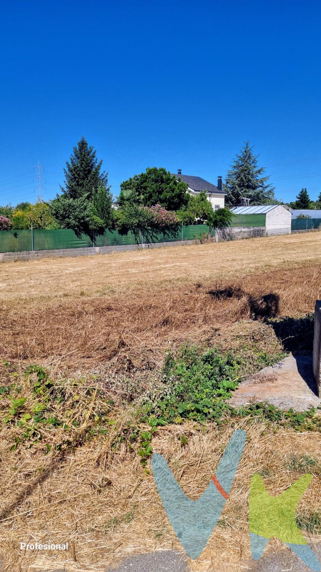 Buscas una finca de recreo?? Un lugar tranquilo donde poder esparcirte y tener tu rincón agradable para desconectar??. Tenemos la finca perfecta para ti. Se trata de una fina rústica de casi 3.000 m2 donde podrás hacer tu zona de descanso y desconexión diaria. . La finca está registrada. No lo dudes y ven a verla, verás como no te arrepientes!!. Por mandato expreso del propietario, comercializamos este inmueble en exclusiva, lo que garantiza el acceso a toda la información, a un servicio de calidad, en un trato fácil, sencillo y sin interferencias de terceros. Por este motivo, se ruega no molestar al propietario, a los ocupantes de la propiedad o a los vecinos. Muchas gracias por su comprensión.