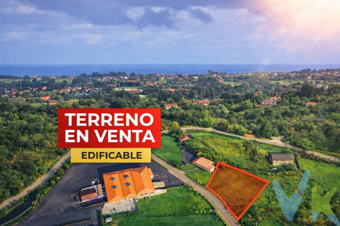 FINCA CON VISTAS AL MAREn venta magnífica finca edificable en la encantadora zona de Peón, una oportunidad única para inversores y particulares que buscan un lugar ideal para construir su hogar o desarrollar un proyecto inmobiliario.Esta excepcional parcela destaca por su amplio espacio, la cual ofrece infinitas posibilidades para edificar la vivienda de sus sueños o para llevar a cabo cualquier proyecto de construcción que tenga en mente.Situada en el pintoresco entorno de Peón, esta finca edificable brinda la tranquilidad y el encanto de la vida rural, sin renunciar a las comodidades necesarias de la vida moderna. Una de las características destacables de esta propiedad es su excelente conexión a la red eléctrica, lo que garantiza que cualquier construcción contará con servicios básicos esenciales ya disponibles.Con una superficie que permite desarrollar diversos tipos de construcciones, la finca es perfecta para aquellos que buscan espacio y libertad para diseñar un hogar a medida, ajustado a sus necesidades y gustos. La cercanía al transporte público añade un valor incalculable a esta propiedad, pues la presencia de un servicio de autobuses cercano asegura un fácil acceso a las áreas adyacentes y permite una comunicación fluida con otras localidades.El perímetro de la finca está parcialmente  cerrado, lo que proporciona seguridad y privacidad, dos aspectos fundamentales a la hora de elegir un lugar para vivir o invertir.La zona de Peón es reconocida por su belleza natural y su ambiente apacible, convirtiéndola en una elección privilegiada para aquellos que buscan escapar del bullicio de la ciudad y disfrutar de un entorno más sereno y relajante. Este enclave, además, está rodeado de una comunidad acogedora, donde la vida transcurre de manera tranquila y armoniosa, permitiendo a sus residentes disfrutar de una alta calidad de vida.Quienes visiten esta finca encontrarán un terreno generoso y acogedor, donde el potencial para desarrollar grandes proyectos es evidente a simple vista. Con un paisaje verde y natural a su alrededor, la parcela proporciona un entorno inspirador que sólo puede fomentar las mejores ideas de diseño y construcción.La compraventa de esta finca representa una oportunidad inmejorable para quienes desean invertir de manera segura y redituable en una propiedad con grandes posibilidades de desarrollo y valorización futura. La ubicuidad de servicios y la conexión a la red eléctrica eliminan las complicaciones típicas de las áreas rurales, ofreciendo un entorno listo para empezar a construir de inmediato.No deje escapar esta increíble oportunidad de adquirir una finca edificable en tan privilegiada ubicación. Le invitamos cordialmente a visitar esta preciosa parcela y descubrir por usted mismo todas las ventajas y posibilidades que ofrece. Agendemos una visita y permita que esta finca en Peón sea la base de sus futuros proyectos y sueños. Póngase en contacto con nosotros para más detalles y concertar una visita.El precio no incluye el Impuesto de Transmisiones Patrimoniales ni los gastos de Notaría y Registro.A título orientativo, en segundas transmisiones, el comprador abonará el Impuesto sobre Transmisiones Patrimoniales (ITP). Para consultar los porcentajes del ITP en Asturias puede hacerlo a través de la web oficial de servicios tributarios del Principado de Asturias https://sede.tributasenasturias.es/sites/sede/default/es_ES/Que-quieres-hacer/Transmisiones-Patrimoniales-y-AJD. La base imponible será el mayor valor entre precio de compraventa, tasación o valor de referencia catastral. Gastos de notaría y registro según aranceles variables según precio, número de copias y complejidad.El comprador escoge libremente notario. El vendedor asume la plusvalía y el resto de gastos son del comprador. Si se precisa hipoteca: Tasación, condiciones y costes bancarios según entidad elegida por el comprador; así como los gastos de gestoría y cualesquiera otros inherentes a la formalización de la compraventa. De acuerdo con la ley, no se incluyen en el precio otros gastos o tributos que legalmente correspondan al comprador. Honorarios de intermediación inmobiliaria a cargo del vendedor.El consumidor tiene derecho, conforme a la normativa vigente, a disponer de información y documentación adicional relativa al inmueble y condiciones de la compraventa, accesible en la sede física de la Agencia Eurocasa Gijón, en Santa Doradía, nº 14-Bajo, en Gijón, o a través del correo electrónico info@eurocasagijon.com. La agencia actúa exclusivamente como intermediaria en la operación. Cualquier compraventa y sus condiciones quedan sujetas en todo caso a la aceptación expresa del vendedor del inmueble y a la posterior formalización del correspondiente contrato. El presente anuncio tiene carácter meramente informativo; la información suministrada se corresponde con la disponible a la fecha de publicación, pudiendo variar en función de las circunstancias o actualizaciones legales, contractuales y fiscales.   
