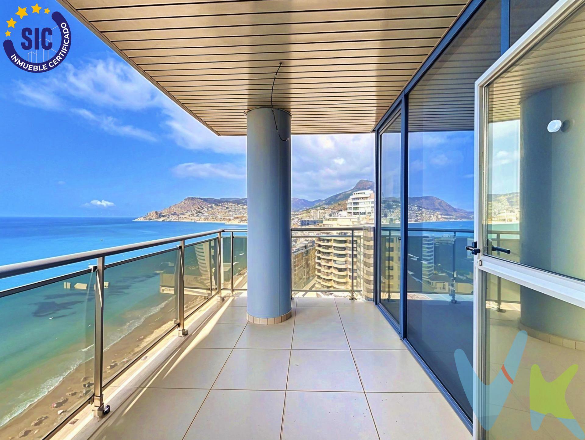 Te presentamos un ático dúplex exclusivo, a estrenar, que ocupa por completo las plantas 17 y 18 del moderno edificio Vistabella en primera línea de la Playa del Arenal. Un auténtico mirador de 360º sobre la bahía de Calpe, donde el mar, el sol y la luz son los protagonistas de cada día. Imagínate despertando con el azul del mar fundiéndose con el cielo. Cinco terrazas (cuatro frontales al mar y una trasera) te ofrecen postales únicas al amanecer y al atardecer. Desde cada rincón de esta vivienda, el paisaje te envuelve y te conecta con la inmensidad del Mediterráneo. Escucha el rumor de las olas desde tu propia cama, siente la brisa marina y déjate llevar por el susurro del viento que atraviesa los ventanales de esta vivienda abierta al mar. Aquí, el silencio solo lo interrumpe el sonido natural del entorno. Disfruta de la sensación de estrenar un hogar diseñado para el bienestar, con estancias amplias, luminosas y cómodas. Sube por la escalera interior y descubre una terraza solárium privada donde tumbarte al sol, practicar yoga al amanecer o compartir una copa al atardecer. Distribución:. ●	3 dormitorios (el principal con baño en suite). ●	2 baños. ●	Salón-comedor con acceso directo a dos terrazas . ●	Cocina independiente . ●	Galería trasera. ●	Espectacular terraza apergolada en la planta superior de uso privativo. ●	2 plazas de garaje incluidas en el precio. ●	2 Trasteros. El complejo cuenta con piscina comunitaria, acceso directo al paseo marítimo y en primera línea de playa. ✅ 224 m² construidos | 182 m² útiles. ✅ Armarios empotrados | Edificio del año 2010. Un hogar único para quienes buscan vivir el Mediterráneo desde las alturas, con privacidad, elegancia y unas vistas que no se olvidan. 📞 Ven a visitarlo sin compromiso y siente lo que es vivir sobre el mar. Nota importante: La vivienda se encuentra completamente vacía, sin mobiliario ni cocina instalada. Las imágenes con mobiliario han sido generadas mediante inteligencia artificial con fines ilustrativos. Por ello, puede haber ligeras discrepancias en las proporciones del mobiliario respecto a los espacios reales. VENTA:. PVP 1.500.000€.  Gastos e impuestos no incluidos en el precio. La compra conlleva impuestos y gastos de formalización para el comprador. A título orientativo se informa que en segundas transmisiones el  ITP  con carácter general en  Valencia  es del 9%, pudiendo existir otros tipos impositivos atendiendo a  las circunstancias  personales del comprador u otras circunstancias previstas legalmente. Base imponible del impuesto el mayor valor entre el precio de compraventa, la tasación o el valor de referencia catastral. En cuanto a los gastos de  notaría y registro, en su caso,  suelen oscilar aprox; entre 1,5% y 2,5% (aranceles variables según precio, n.º de copias y complejidad). El comprador elige notario. Si el comprador precisase de  hipoteca: tasación, condiciones y costes bancarios serán según entidad elegida por el comprador, así como los gastos de gestoría, y cualesquiera otros gastos inherentes a la formalización de la compraventa que legalmente correspondan a la parte compradora, salvo pacto expreso en contrario con el vendedor. El consumidor tiene,  conforme a la normativa vigente, a su disposición información y documentación adicional relativa al inmueble y condiciones de la compraventa, que podrá ser consultada en C/Joaquín Costa 4, bajo 46005 Valencia o urbe2@remax.es. Honorarios de mediación inmobiliaria a cargo del  COMPRADOR: (3% del precio final de venta más IVA (21%), salvo otro pacto.); y  de VENDEDOR (según acuerdo con el mismo). . Se informa al consumidor que la agencia actúa como intermediaria inmobiliaria en la operación, estando cualquier eventual compraventa y sus condiciones sujeta a la aceptación expresa del propietario-vendedor y a la posterior formalización del correspondiente contrato.