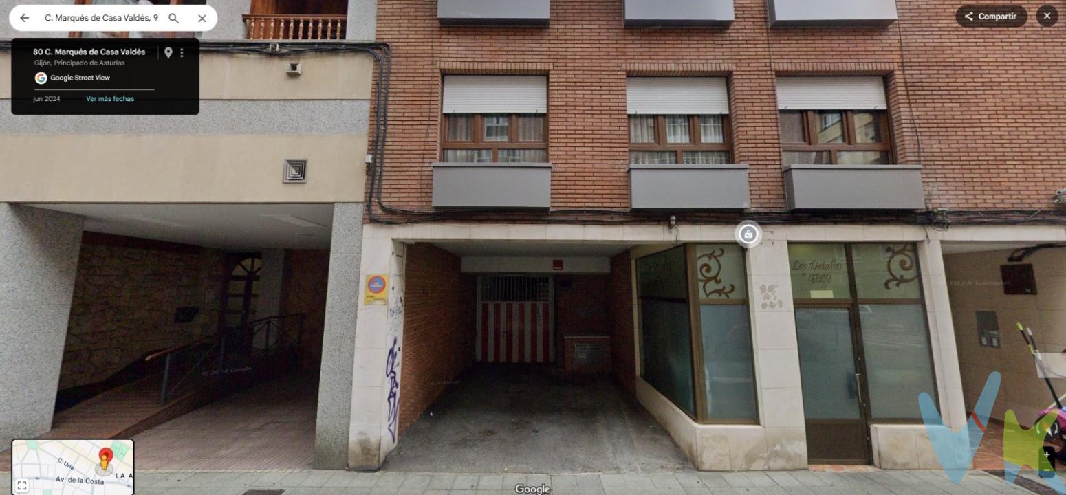 ¿CANSADO DE DAR VUELTAS? Te presentamos esta OPORTUNIDAD. Se trata de la Venta de una plaza de Garaje en Calle Marques de Casa Valdes Nº: 91, de Gijon.La plaza es adecuada para aquellos que sufran de largas esperas para encontrar un sitio para aparcar en la calle o bien para los que quieran disfrutar de ir y  venir a la playa en coche... ya que está ubicada a 100 metros de la playa...Una característica importante es que tiene acceso a pie de calle, sin necesidad ni de rampas ni escaleras, en una de las zonas de mayor dificultad para aparcar de la ciudad.Despreocúpate de buscar sitio para aparcar, pudiendo hacerlo e en esta plaza de aproximadamente 2,15 metros de ancho y 5,10 de largo.Además, es cómoda ya que no se encuentra \"encajonada\" entre columnas, sino que tiene fácil acceso ya que por un lado, linda al pasillo de circulación.No lo dudes más y llámanos, estaremos encantados de acompañarte a conocerla.En el precio publicitado no se incluyen los Impuestos de Transmisiones Patrimoniales 8%, ni los Gastos de Notaría y Registro.