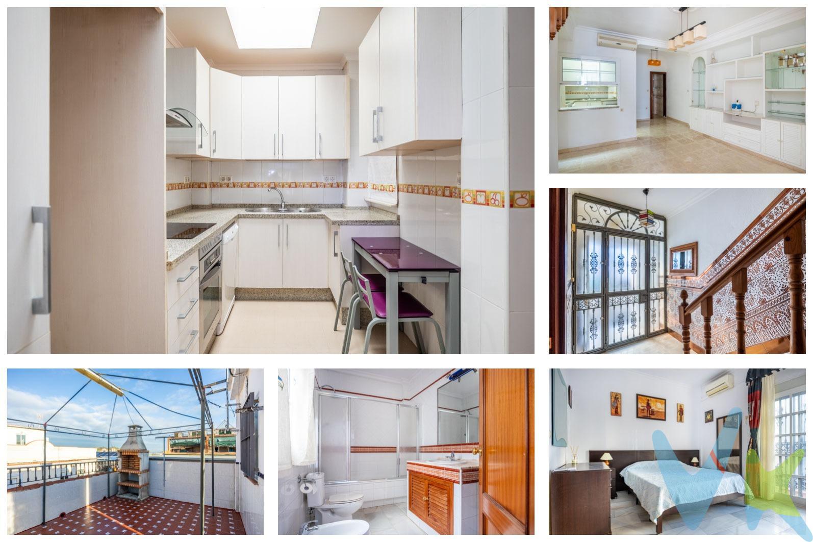 ¡Tu nuevo hogar en Camas te espera!. Descubre esta encantadora casa de pueblo situada en la conocida barriada de La Extremeña, en excelente estado de conservación. Con 87 m² construidos, ofrece el espacio perfecto para comenzar una nueva etapa. ✔ 3 dormitorios amplios y luminosos. ✔ 1 baño completo + 1 aseo para mayor comodidad. ✔ Azotea transitable con doble orientación:. •	Zona noroeste con una preciosa barbacoa de obra, ideal para reuniones y momentos especiales. •	Zona sureste con impresionantes vistas panorámicas de Sevilla, el lugar perfecto para relajarte al atardecer. Calidades que marcan la diferencia:. •	Escaleras decoradas con elegantes azulejos de mensaque. •	Suelo de terrazo blanco en planta baja, práctico y resistente. •	Primera planta con mármol, aportando un toque sofisticado. Una vivienda que combina tradición y confort, pensada para quienes buscan un hogar acogedor, bien ubicado y con detalles únicos. ¡Ven a conocerla y enamórate de tu futuro hogar!. Informamos a nuestros clientes que el precio de venta no incluye lo siguiente: Honorarios de la agencia inmobiliaria, impuestos (el Impuesto de Transmisiones Patrimoniales, I.V.A. o A.J.D., en su caso), otros gastos de la compraventa (gastos de registro de la Propiedad, Notaría, gestoría ni de posible financiación). Documento F.I.A. a disposición del consumidor según Decreto 218/2005 Junta de Andalucía. 