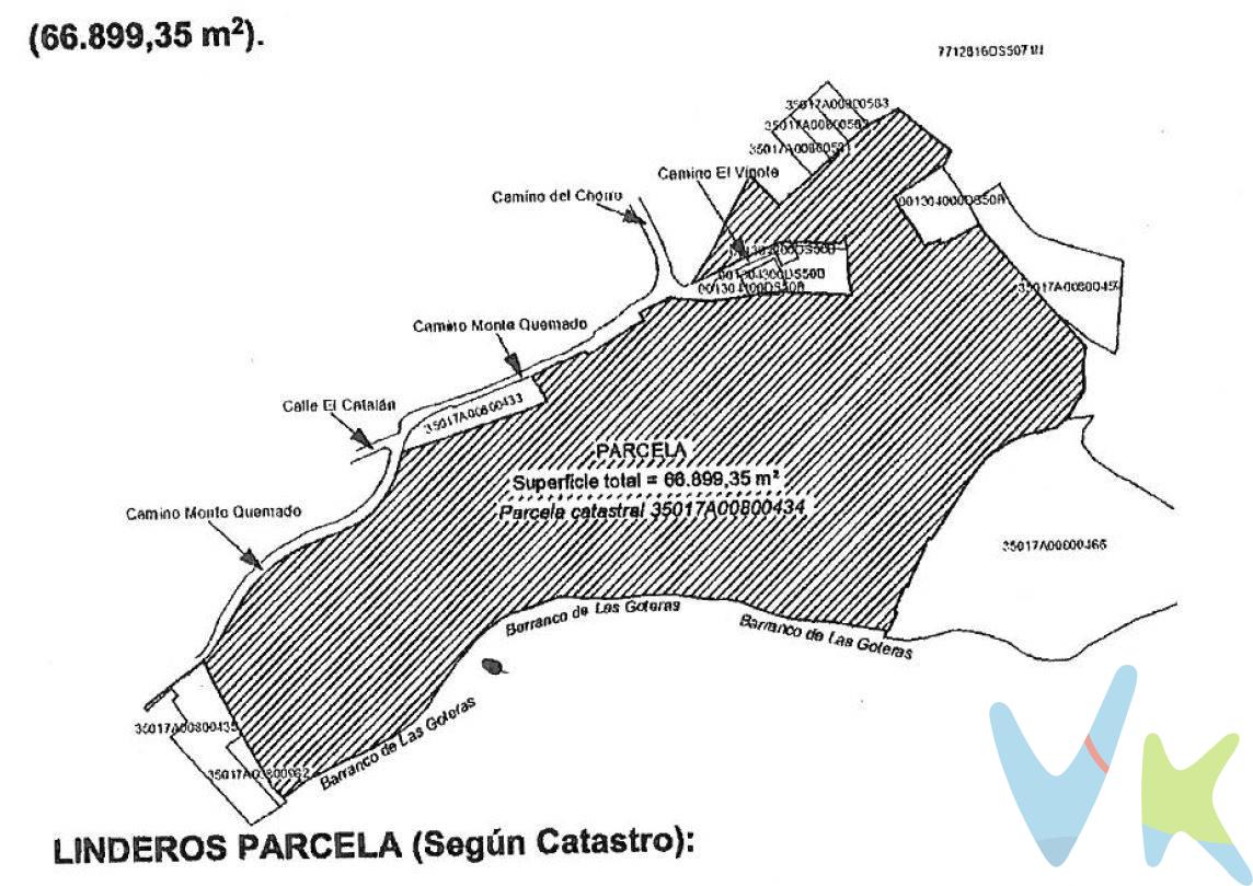 Les presento esta finca de 66.899m2 con escrituras perfectamente registradas, en plena producción, teniendo acceso fácil a agua de riego, servicios y comunicaciones. Consta de 5 cadenas llanas, bien delimitadas, valladas, con alta en suministros de luz, agua y acceso agua de riego de la zona. La finca destinada a agricultura es según catastro 28891m2, siendo el resto pastizales, dispone también de zonas de almacenamiento, pista de acceso y un estanque con capacidad para 60h de agua, a 20l/s. Está situada en Marzagán, a tan solo 5 minutos del Mercalaspalmas, 15 minutos de Las Palmas y 10 minutos de Telde, estando muy bien comunicada a 5 minutos de la GC-1. La finca tiene escriturada además una vivienda de 204,54m2, con dos garajes techados de 16,61m2 y 17,29m2, una zona de jardín a la entrada de unos 100m2 y un porche cubierto de 13,94m2. Esta vivienda necesita una reforma integral, pudiendo hacer un bonito chalet independiente con vistas a Marzagán y a Bandama, consta de salón, cocina, 3 habitaciones, además de un baño. La casa es de construcción antigua con techos altos, muros de piedra anchos que podrá dejarlos a piedra vista quedando un precioso chalet rústico. Tiene agua y luz dadas de alta, facilitando eso cualquier posible reforma. Dentro de la finca hay escriturados otros 297,1 m2 en cuatro construcciones como graneros y alpendres que lindan entre si, con la correspondiente reforma y cambio de uso podrían convertirse en otra vivienda. Se encuentran en suelo Rústico de Asentamiento Rural, con lo cual se pueden rehabilitar. Es una finca con un gran potencial, ya que su extensión permite segregaciones y agrupaciones con las construcciones existentes, pudiendo crear viviendas rurales para su venta o explotación, restaurante ecológico aprovechando los productos propios o sencillamente siguiendo con la explotación agrícola. Los gastos de impuestos, registro, notaría y cualquier otro derivados de la venta no están incluidos en el precio PVP. 