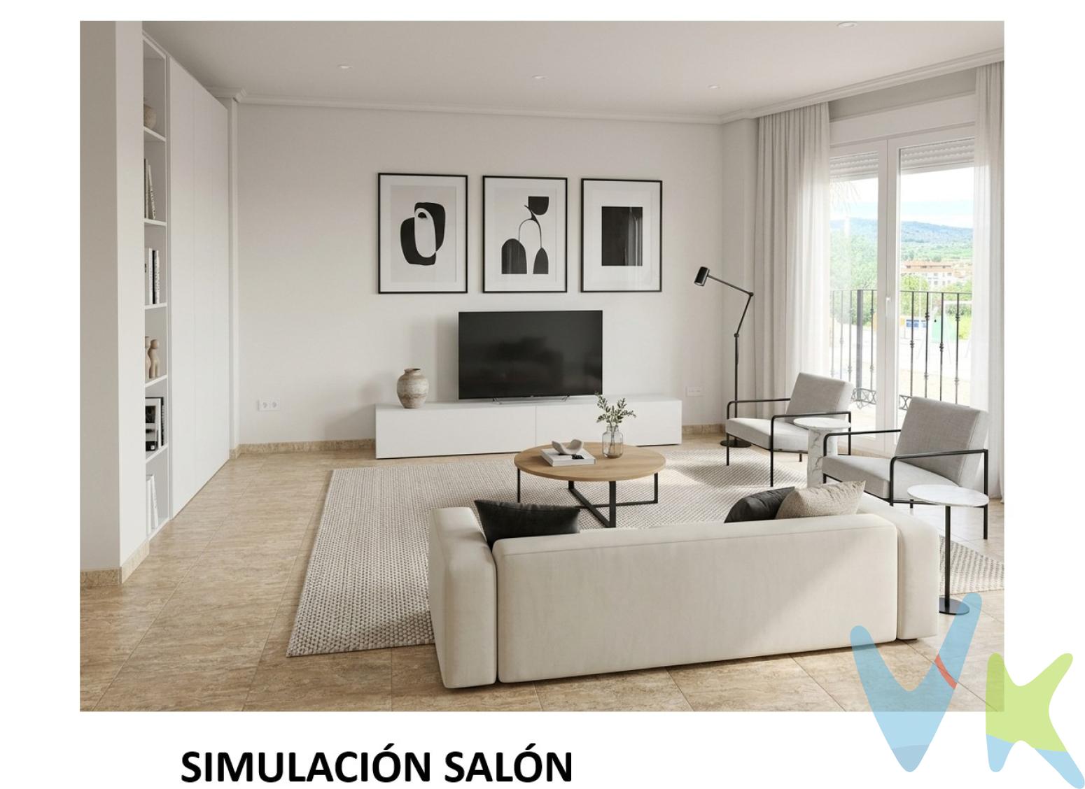 ¡OPORTUNIDAD ÚNICA DE INVERSIÓN. EDIFICIO COMPLETO, LO ESTRENAS TÚ! CON LA COMODIDAD DE TENER UN COLEGIO A ESTRENAR, ENFRENTE DEL EDIFICIO. 3 alturas, construido en el año 2006, una oportunidad que rara vez se ve en el mercado actual. Jamás ha sido habitado. Usted será el primero en inaugurar cada una de sus amplias estancias, disfrutando de la gran solidez, o hacer división horizontal y tener tres viviendas en una.La verdadera joya de la propiedad se encuentra en su magnífica planta baja. La vivienda le recibe con una impresionante cochera totalmente diáfana que cuenta con gran capacidad  Pero este espacio va mucho más allá de un simple garaje: su enorme versatilidad le permitirá transformarlo en lo que siempre deseó.  Todo ello con salida directa a un íntimo patio interior ideal para instalar su barbacoa y disfrutar del aire libre con absoluta privacidad.Subiendo por su escalera, descubrimos el área residencial repartida de forma inteligente en sus tres alturas. Cada nivel se proyectó bajo un concepto funcional y práctico, pensado para maximizar la entrada de luz natural. Sus salones son el punto de encuentro perfecto para relajarse, y la cocina invitan a disfrutar de la gastronomía de forma cómoda. Los dormitorios exteriores garantizan su máximo descanso. Esta distribución por plantas hace del inmueble el lugar idóneo tanto para familias numerosas que quieren convivir manteniendo su independencia, como para inversores que busquen un alto retorno continuo mediante el alquiler por pisos.No deje escapar esta maravillosa joya inmobiliaria con una gran rentabilidad. ¡Invierta con total seguridad, programe hoy su visita. Escuchamos ofertas.Posibilidad de financiación hasta el 100%, pregúntanos y te haremos un estudio gratuito. Agencia Registrada con el número 1.399 en el Registro Obligatorio de Agentes Inmobiliarios de la Comunidad Valenciana. Gastos e impuestos no incluidos en el precio. En segundas transmisiones, el comprador deberá abonar el ITP correspondiente (tipo general del 9% en la Comunidad Valenciana), calculado sobre la base imponible que corresponda según la normativa vigente. Asimismo, correrán a su cargo los gastos de notaría, Registro de la Propiedad, tasación y gastos bancarios o de gestoría que, en su caso, se deriven de la operación. El vendedor asumirá los gastos que legalmente le correspondan, salvo pacto contrario.Los honorarios de intermediación inmobiliaria al vendedor no están incluidos en el precio. Para el comprador, los honorarios son del *2,5% + IVA sobre el precio de venta, con un mínimo de 3.000  + IVA*.El consumidor tiene derecho a solicitar información y documentación adicional sobre el inmueble y las condiciones de la compraventa en nuestra oficina de Avenida Rey Don Jaime nº 74, 7ºB, Castellón de la Plana, o llamando al *722 461 985*.  