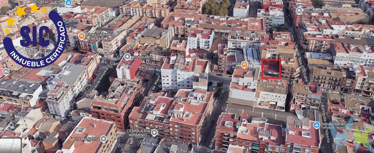 Suelo urbano finalista para obra nueva  residencial,  en Benetússer. Situada en Avda. Camí Nou, 37, Benetússer, esta parcela de 231 m² permite una edificabilidad máxima aproximada de 924 m², distribuidos en cuatro plantas, y ofrece flexibilidad para viviendas, oficinas o locales comerciales, adaptándose a las necesidades del mercado actual. •	Ubicación inmejorable: Avda. Camí Nou, 37, en el corazón de Benetússer, junto a todos los servicios y a solo 5 km del centro de Valencia. •	Características únicas: Parcela de 231 m², edificabilidad máxima aproximada de 924m² en 4 plantas, posibilidad de viviendas, locales u oficinas, y normativa que permite aprovechar al máximo el suelo. •	Rentabilidad asegurada: Demanda real de vivienda a estrenar, rápida comercialización y flexibilidad para adaptar el proyecto a las tendencias del mercado. •	Clasificación y calificación: El suelo está clasificado como suelo urbano y calificado como “Residencial Vivienda - Ensanche”, con tipología edificatoria DAFP (doble alineación fachada-patio. •	Planeamiento aprobado: El planeamiento pormenorizado (PGOU Benetússer) está aprobado definitivamente y plenamente vigente, con parámetros urbanísticos claros y detallados (edificabilidad, alturas, usos, etc.) Disponemos de informe urbanistico de ECUV. •	Condiciones urbanísticas: La parcela dispone de todos los servicios urbanos básicos (acceso rodado, abastecimiento de agua, evacuación de aguas, suministro eléctrico, etc.) y no está sujeta a actuaciones de urbanización pendientes ni a unidades de ejecución. . Ideal para promotores que buscan rentabilidad, ubicación estratégica y un producto diferencial en una de las zonas más dinámicas del área metropolitana de Valencia. ....................................... Por mandato expreso del propietario, comercializamos este inmueble en exclusiva, lo que le garantiza el acceso a toda la información, a un servicio de calidad, un trato fácil, sencillo y sin interferencias de terceros. Por este motivo, se ruega no molestar al propietario, a los ocupantes de la propiedad o a los vecinos. Muchas gracias por su comprensión. Si usted es agente inmobiliario y tiene un cliente para este inmueble, llámenos: estaremos encantados de colaborar. 