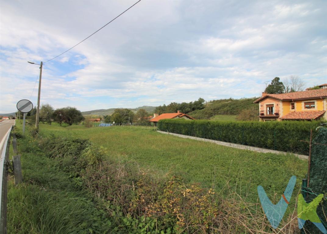 En Riaño de Ibio ponemos a su disposición esta maravillosa finca de 2066m2 donde podrá hacer realidad su sueño de construir su propia vivienda , o incluso para construir dos viviendas unifamiliares. Con vistas a los montes de Ibio. A 5 minutos de Villanueva de la Peña donde dispone de todos los servicios básicos y estación de tren. A 10 minutos de la salida A8 dirección Santander-Oviedo. A 15 minutos de las playas de Comillas y Oyambre. Consúltenos sin compromiso. Ideal también para inversores.