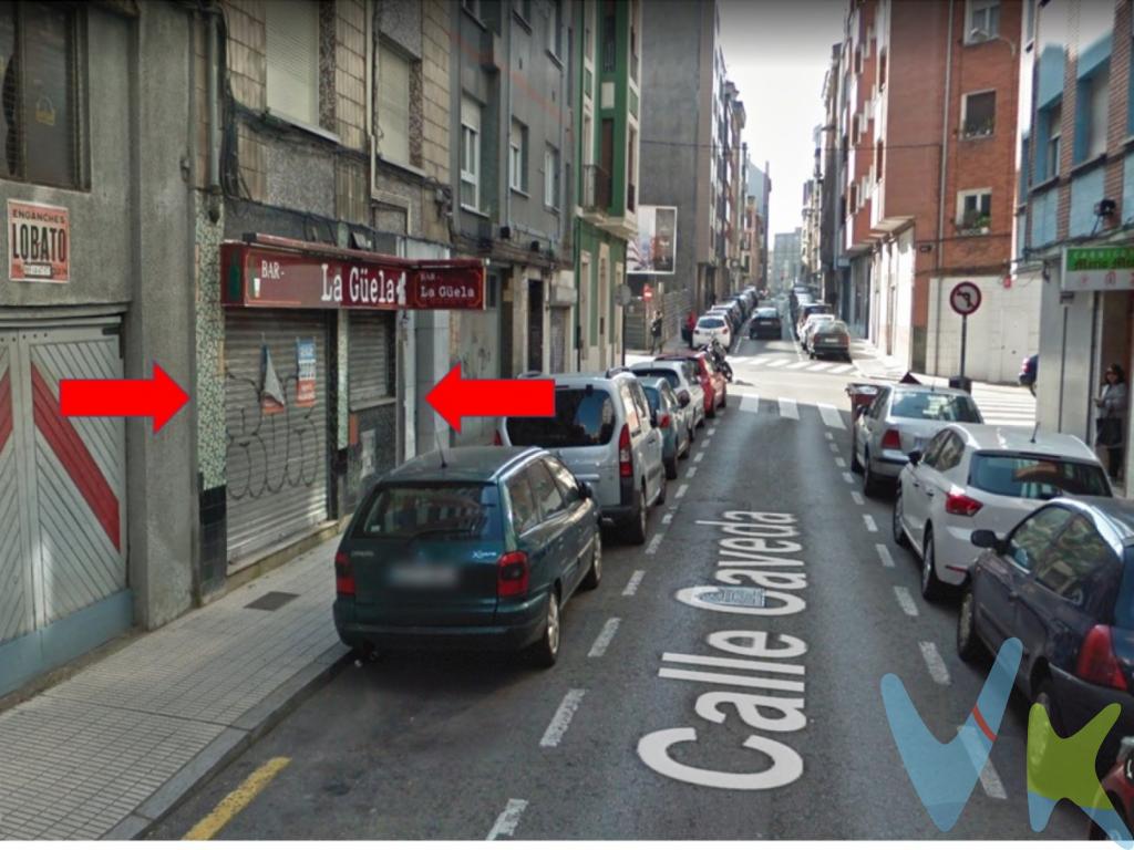 Estupendo local comercial de 130 m útiles con buena fachada, ubicado al lado de plaza Europa y puerta la villa. Actualmente instalado como bar. El local tiene posibilidad de sacar una chimenea a cubierta a través de patios de luces. También se contempla la posibilidad de alquiler con opción a compra. No pierdas la oportunidad de visitar. En el precio no están incluidos los gastos de Notaría, Registro, ni el 8% del Impuesto de Transmisiones PatrimonialeS.