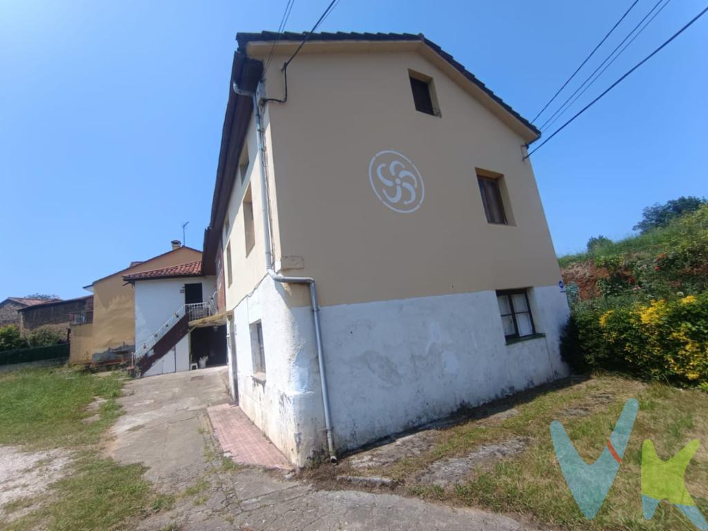 ¡SE VENDE CASA ADOSADA EN OBREGÓN! Vivienda adosada  para actualizar con tejado nuevo y diseñar a tu antojo.Ubicada en una finca con 3 edificaciones.El interior de la vivienda cuenta, en la planta baja con un amplio distribuidor, cocina, salón-comedor, cuarto de baño y pequeño trastero. La primera planta consta de cuatro habitaciones bien iluminadas y para rematar, el bajo cubierta, que puede hacer las delicias de grandes y pequeños. Además, está acompañada por dos pequeñas zonas ajardinada de aproximadamente 30 M2 cada una, que añade un toque de naturaleza y tranquilidad al entorno. Junto al parque de Cabárceno , a tan solo 15 km de Santander y sus playas.Ven y conoce esta maravillosa propiedad que puede convertirse en el hogar de tus sueños!¡¡TE ESPERAMOS!!!AL COMPRADOR SE LE COBRARÁN 1.500EUR + IVA DE GASTOS DE GESTIÓN.Los precios mostrados no incluyen impuestos, gastos de compraventa ni financiación.