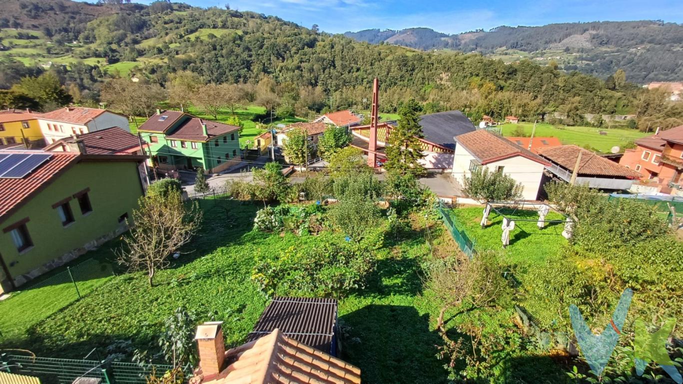 Finca EDIFICABLE  excepcional en el hermoso entorno de Oviedo. Esta propiedad representa una inversión perfecta para aquellos que buscan un equilibrio ideal entre la naturaleza y la conveniencia urbana.La finca se sitúa a escasos minutos del centro de Oviedo asegurando un acceso rápido y sencillo a todos los servicios, al mismo tiempo que ofrece la paz y serenidad de vivir rodeado de un entorno natural incomparable. El terreno se extiende generosamente, brindando amplias posibilidades para aquellos interesados en desarrollar proyectos residenciales.Con una superficie que permite infinitas configuraciones, esta finca es ideal para quienes desean construir su hogar soñado con la máxima privacidad, o incluso para aquellos que visualizan un desarrollo más ambicioso, como un complejo de turismo rural. Oviedo, conocida por su rica historia cultural y su vibrante vida social, es el lugar perfecto para disfrutar de una calidad de vida excelente. La finca está en el centro del pueblo de GODOS ( Trubia)  brindando un refugio natural que promueve un estilo de vida saludable y activo. Al estar ubicada en EL CENTRO DEL PUEBLO , esta propiedad garantiza que usted tendrá a su disposición todas las comodidades necesarias para una vida tranquila y plena.Servicios de BUS a escasos metros de la finca. Además, la finca dispone de buen acceso por carretera, lo cual facilita la movilidad hacia y desde la ciudad. Este aspecto es especialmente valorado por aquellos que necesitan combinar su vida profesional y familiar con actividades de ocio. El clima de Oviedo, caracterizado por su suavidad y frescura, añade un valor adicional para quienes opten por establecerse en este idílico rincón asturiano.La zona está considerada como una de las más seguras del área, lo que proporciona una tranquilidad adicional a los futuros propietarios. Este entorno es perfecto tanto para familias con niños.Invitamos a los interesados a visitar esta finca excepcional para apreciar en persona todo su potencial. La visita le permitirá percibir la atmósfera especial y las particularidades que hacen de esta propiedad un verdadero tesoro por descubrir. Al ponerse en contacto con nosotros, podrá recibir toda la información adicional que necesite y estaremos encantados de coordinar una visita guiada que le permita conocer cada rincón de esta magnífica finca.No deje pasar la oportunidad de invertir en esta joya inmobiliaria en Oviedo. Su futuro comienza aquí, en el corazón de Asturias. 