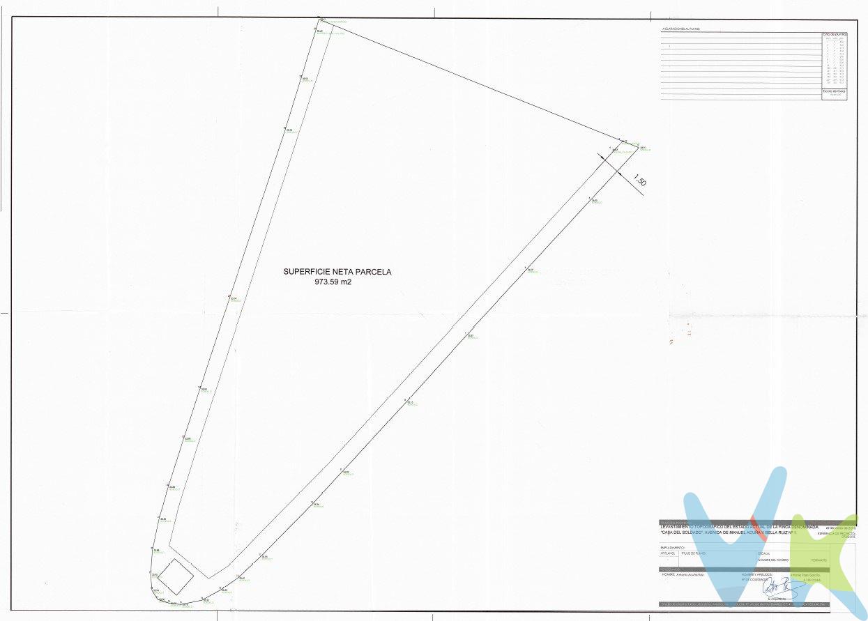 Oportunidad de adquirir solar para promover residencial en altura en una magnífica ubicación en el municipio de Alcalá del Río, en Avda. de Andalucía, zona de expansión.  . Ahora tiene la posibilidad de adquirir un solar de 973,71 m2 de superficie con una edificabilidad de 3.072 m2c de uso residencial más locales en planta baja y planta sótano de garajes, compatible con otros usos; con un máximo de tres alturas más castillete. Cédula urbanística a disposición de interesado. La ubicación del solar le permite tener gran fachada a la Avda. de Andalucía y a la Avda. Manuel Acuña y Bella Ruiz, a la vez de una buena comunicación, por arteria principal, con el centro urbano, así como a las salidas del municipio. Alcalá del Río se encuentra a tan sólo 15 km de Sevilla capital, en el valle del Guadalquivir, lugar de asentamientos prehistóricos, donde se pueden encontrar restos arqueológicos y monumentos de posteriores y distintas épocas históricas que dotan al municipio de gran interés cultural, a la vez de contar con el gran atractivo de su paisaje natural donde poder disfrutar de paseos por la ribera del Guadalquivir. . Tiene en torno a 12.000 habitantes, con un crecimiento poblacional positivo desde principios del siglo XXI. Se encuentra cerca de importantes municipios como Guillena, la Algaba, La Rinconada, Castilblanco de los Arroyos, Burguillos, Brenes y Villaverde. El precio del solar es de 800.000 euros, no incluidos gastos de Agencia, Notaría, Impuestos y Registro. POSIBILIDAD PARTE DE PAGO MEDIANTE PERMUTA DE SOLAR POR OBRA FUTURA. CONDICIONES ECONÓMICAS A CONVENIR. Informamos a nuestros clientes compradores que el precio de venta no incluye lo siguiente: Honorarios de la agencia inmobiliaria, Impuestos (I.T.P., I.V.A. o A.J.D., en su caso) ni otros gastos de la compraventa (gastos de Registro de la Propiedad, Notaría, Gestoría ni de posible Financiación). Documento D.I.A. a disposición del consumidor según Decreto 218/2005 Junta de Andalucía.