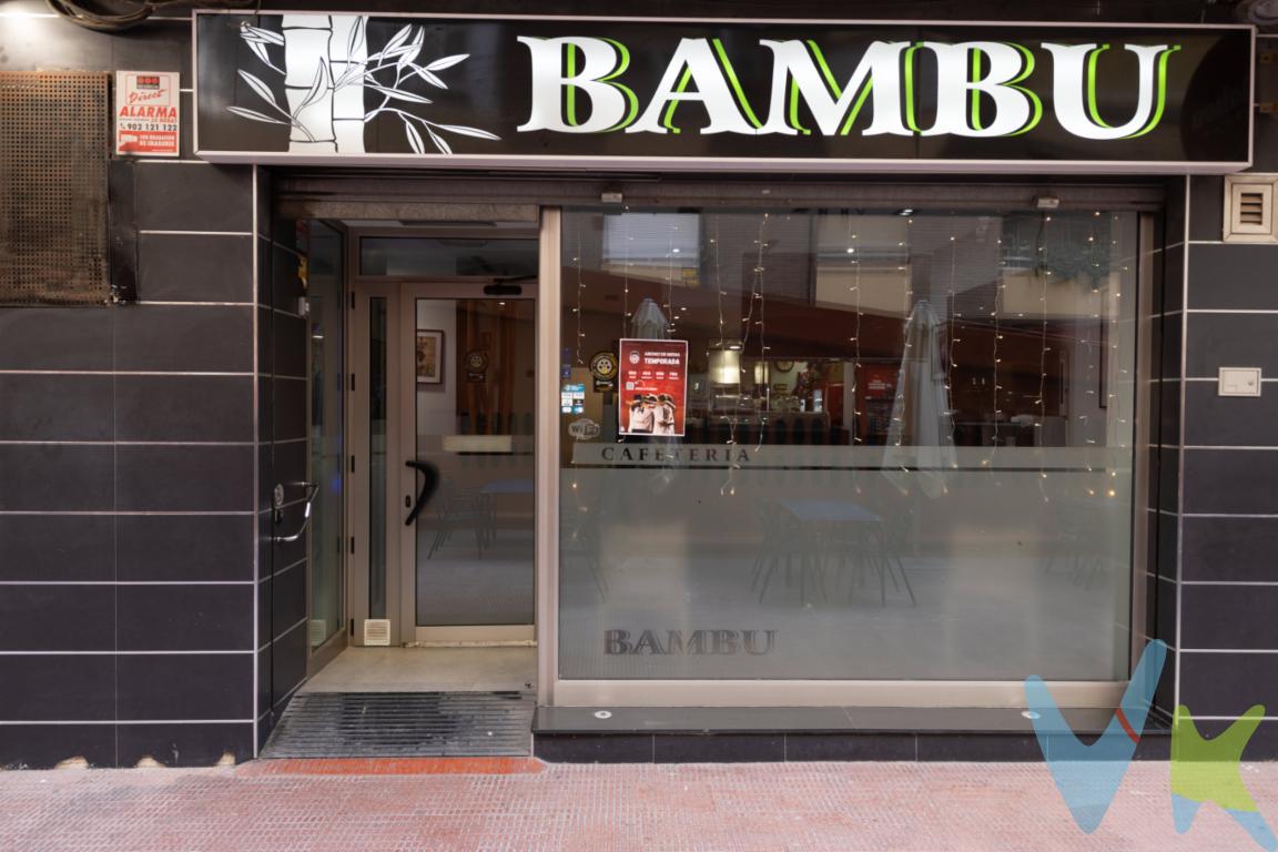  Local en venta, actualmente  como bar, totalmente equipado, ubicado en el Centro Puerto de Sagunto, pegado a la Avenida del Camp de Morvedre, en una zona muy transitada. Dispone de 95 m² construidos, distribución funcional, ambiente acogedor y dos aseos.Excelente ubicación comercial, rodeado de comercios y con gran visibilidad. Ideal para continuar la actividad sin necesidad de reforma o para adaptarlo a un nuevo proyecto. Gran oportunidad de inversión en una zona con proyección y alta demanda.👉Visite el reportaje fotográfico, el tour virtual, el vídeo y los planos disponibles* para conocer todos los detalles de la vivienda.El precio del inmueble no incluye los honorarios de la agencia que ascienden al 3% del precio final del inmueble, (con un mínimo de 3.000EUR), ni los gastos de notaría y registro de la propiedad (que están sujetos a aranceles y varían dependiendo del precio de escrituración), ni los impuestos (que en la Comunitat Valenciana varían dependiendo del precio del inmueble y de las características personales del comprador).Por mandato expreso del propietario, comercializamos este inmueble en exclusiva, por lo que garantizamos un servicio de calidad, un trato fácil, sencillo y sin interferencias de terceros. Por este motivo, se ruega no molestar al propietario, a los ocupantes de la propiedad, a los vecinos, o conserjes del edificio o urbanización si los hubiera. Muchas gracias por su comprensión. La oferta está sujeta a cambios de precio o retirada del mercado sin previo aviso. Este anuncio en su conjunto, incluyendo textos, fotos, imágenes o cualquier otro contenido del mismo, no es vinculante dado que la información es ofrecida por terceros y puede contener errores. Se muestra a título informativo y no contractual.Este inmueble se vende en cuerpo cierto y las medidas expuestas en el anuncio son aproximadas.Agencia Registrada con el N.º 1844 en el Registro Obligatorio de Agentes Inmobiliarios de la Comunidad Valenciana. Puede consultar en la web de la GVA.