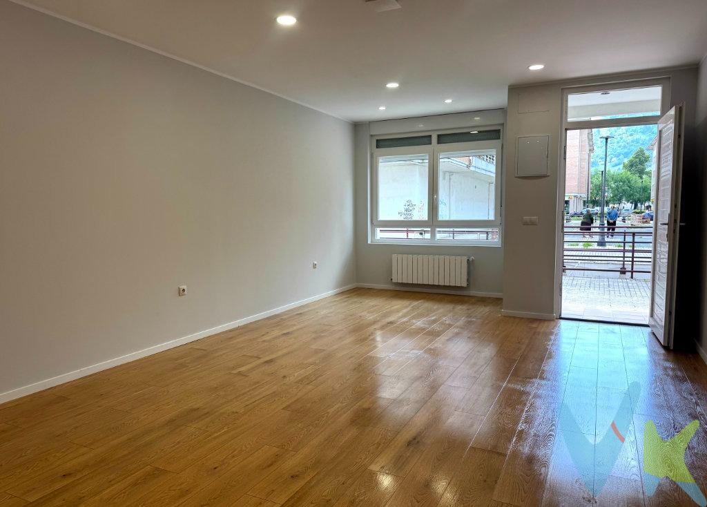 Amplia y luminosa vivienda a estrenar de 2 habitaciones y 2 baños en el centro de Los Corrales de Buelna. Si buscas amplitud, luminosidad y la comodidad de vivir en pleno centro de Los Corrales, la Vivienda A es perfecta para ti. Con sus 103 m² de superficie, sus dos dormitorios y dos baños completos, te brinda espacio de sobra para tu día a día.     Eficiencia energética: La aerotermia híbrida te garantiza un importante ahorro en calefacción y agua caliente, aportando confort y reduciendo el consumo de gas hasta en un 50%.     Calidades destacadas: Cocina y baños amueblados, suelos de parqué flotante en los dormitorios y salón, y un aislamiento acústico superior gracias a su doble cerramiento y tabiques de pladur.     Ubicación privilegiada: Sal de casa y ten a mano comercios, servicios y ocio en el corazón de Los Corrales. ¡Una oportunidad única para quienes exigen calidad de vida sin renunciar al centro urbano!. GASTOS DE LA TRANSACCION:.  . • LA COMPRA DE CADA VIVIENDA ESTÁ GRAVADA POR EL IMPUESTO DE ACTOS JURÍDICOS DOCUMENTADOS: TIPO IMPOSITIVO DEL 1,5%. • COSTE DE LA ESCRITURA DE COMPRAVENTA. • COSTE DE LA INSCRIPCIÓN DE LA ESCRITURA DE COMPRAVENTA. PRECIO: 135.000 € + 10% IVA. 