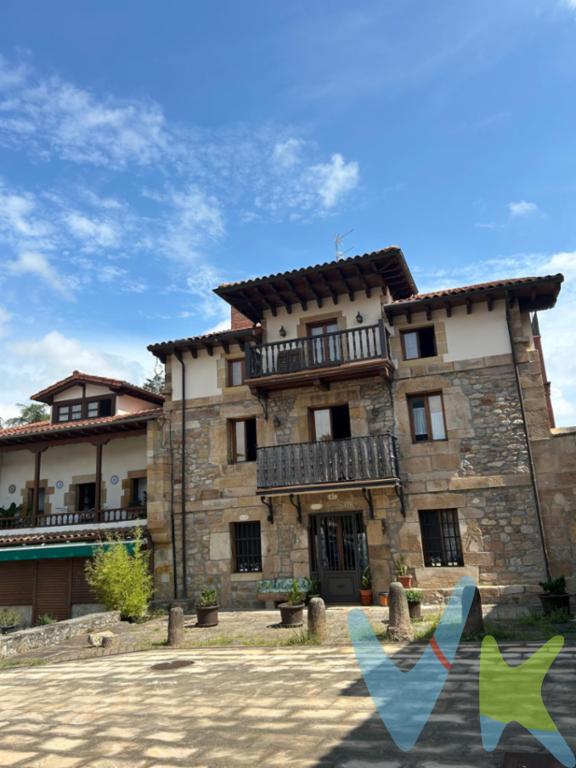 Apartamento rústico en el pueblo de Bárcena de Pie de Concha.Cuenta con 1 dormitorio, salón cocina y un baño. Además de una galeríaAcabado de carpintería exterior en madera, con contraventanas.El apartamento, cuenta con una plaza de aparcamiento propia.El tranquilo pueblo de Bárcena de Pie de concha, dispone de estación de tren (Madrid-Santander) y línea regular de autobús también Madrid-Santander (Alsa)Cerca de autovía Santander - Palencia, buena comunicación. Situado en el interior de Cantabria a mitad de estación de esquí Alto Campoo, asi como de las playas de Suances hasta San Vicente de la Barquera y pantano del Ebro.
