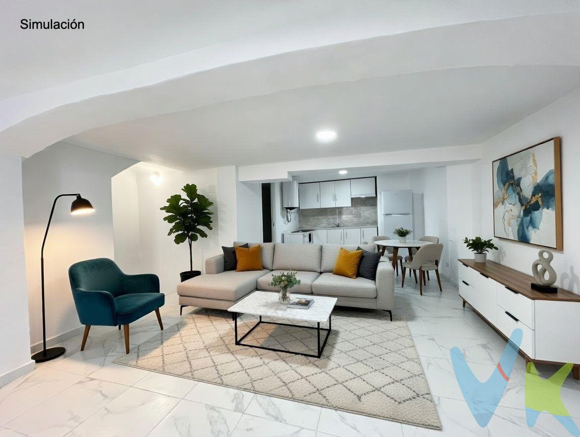 Imagina despertar cada mañana en una calle tranquila, de esas donde el silencio aún se escucha y la vida transcurre sin prisas. Una casa con historia, con paredes gruesas de las de antes, que abrazan el invierno y refrescan el verano. Un hogar donde cada rincón invita a quedarse. Esta vivienda de pueblo, completamente reformada con un estilo moderno y funcional, combina el carácter tradicional con las comodidades actuales. Situada en la calle Escultor García, disfrutarás de la calma de una zona poco transitada y, al mismo tiempo, de la comodidad de tenerlo todo a mano: el centro de Requena, el Teatro Principal, supermercados, tiendas y a tan solo 8 minutos andando. de la estación de tren y autobús. La casa se distribuye en tres plantas pensadas para aprovechar cada espacio. En la primera planta encontramos una práctica zona de recepción y almacén, ideal como área de trabajo, trastero o apoyo para el día a día. Subiendo las escaleras, se abre el corazón del hogar: un amplio y luminoso salón-comedor con cocina abierta, diseñado para compartir momentos, risas y largas sobremesas con familia y amigos. En esta planta también hay un baño completo de estilo moderno con plato de ducha. En la última planta se ubica la zona de descanso: dos habitaciones, una doble exterior a la fachada principal, bañada por luz natural, y otra interior, acogedora y versátil. Entre ambas, un espacio diáfano perfecto para vestidor o zona de estudio, además de un segundo baño completo con ducha. Una casa lista para entrar a vivir, eficiente, acogedora y con el equilibrio perfecto entre tradición y modernidad. No es solo una vivienda. Es el lugar donde empezar tu próxima historia. VENTA:. PVP 110.000€.  Gastos e impuestos no incluidos en el precio. La compra conlleva impuestos y gastos de formalización para el comprador. A título orientativo se informa que en segundas transmisiones el  ITP  con carácter general en  Valencia  es del  10%, pudiendo existir otros tipos impositivos atendiendo a  las circunstancias  personales del comprador u otras circunstancias previstas legalmente. Base imponible del impuesto el mayor valor entre el precio de compraventa, la tasación o el valor de referencia catastral. En cuanto a los gastos de  notaría y registro, en su caso,  suelen oscilar aprox; entre 1,5% y 2,5% (aranceles variables según precio, n.º de copias y complejidad). El comprador elige notario. Si el comprador precisase de  hipoteca: tasación, condiciones y costes bancarios serán según entidad elegida por el comprador, así como los gastos de gestoría, y cualesquiera otros gastos inherentes a la formalización de la compraventa que legalmente correspondan a la parte compradora, salvo pacto expreso en contrario con el vendedor. El consumidor tiene,  conforme a la normativa vigente, a su disposición información y documentación adicional relativa al inmueble y condiciones de la compraventa, que podrá ser consultada en C/Joaquín Costa 4, bajo 46005 Valencia o urbe2@remax.es. Honorarios de mediación inmobiliaria a cargo del  COMPRADOR: (3% del precio final de venta más IVA (21%), salvo otro pacto.); y  de VENDEDOR (según acuerdo con el mismo). . Se informa al consumidor que la agencia actúa como intermediaria inmobiliaria en la operación, estando cualquier eventual compraventa y sus condiciones sujeta a la aceptación expresa del propietario-vendedor y a la posterior formalización del correspondiente contrato.