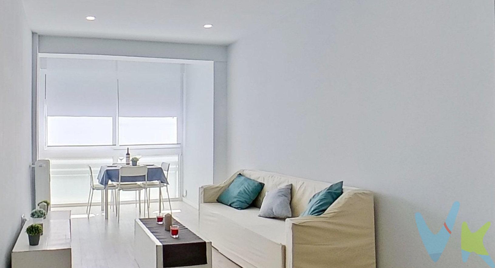 Presentamos este encantador piso reformado ubicado en la tranquila y demandada zona de San Pascual, Madrid. Con una superficie construida de 69 m², esta propiedad se compone de un acogedor dormitorio doble y un baño completo que ofrecen comodidad y estilo moderno. . El inmueble destaca por sus vistas agradables y su cercanía a diversas opciones de transporte público como autobuses, metro y trenes que facilitan el acceso al centro urbano. Además, cuenta con zonas infantiles cercanas ideales para familias con niños o aquellos interesados en disfrutar del aire libre sin alejarse demasiado del hogar. . Su excelente estado general lo convierte no solo en una opción perfecta para residir sino también como oportunidad destacada para inversión inmobiliaria debido a la alta demanda actual característica del área. . En cumplimiento de lo dispuesto en el artículo 20 del Texto Refundido de la Ley General para la Defensa de los Consumidores y Usuarios, en su redacción vigente desde el 28 de diciembre de 2025, se informa expresamente de que el precio publicado no incluye los impuestos ni los gastos adicionales derivados de la compraventa, tales como el Impuesto de Transmisiones Patrimoniales o el IVA en su caso, Actos Jurídicos Documentados, aranceles notariales y registrales u otros gastos inherentes a la operación, los cuales se determinarán en función del precio final de cierre de la compraventa. El precio final ofertado respeta la normativa reguladora de precios que resulte aplicable. Asimismo, la presente operación devengará honorarios de intermediación profesional equivalentes, como máximo, al 3% del precio final de compraventa, más el IVA vigente, que serán abonados por la parte compradora.