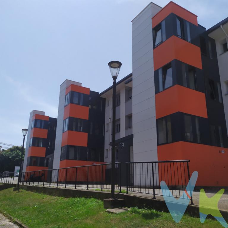 Se vende piso en Portuarios, Grupo Nº Señora del Carmen, edificio con fachada rehabilitada y ascensor, completamente reformado a estrenar, planta baja exterior con vistas al parque, muy soleado, buena distribucion, muy cuadrado, 2 hbaitaciones, salon con cocina abierta a estrenar y baño con plato de ducha, tiene una despensa a la entrada para favorecer el almacenaje,  todo electrico, instalaciones a estrenar, ventanas, puertas, suelos, todo nuevo, Carbonera. No deje de visitarlo, autobus a poca distancia de la vivienda, cerca del hospital de Jove.En el precio del inmueble no estan incluidos los gastos de registro, notaria e impuesto de trasmsisiones.