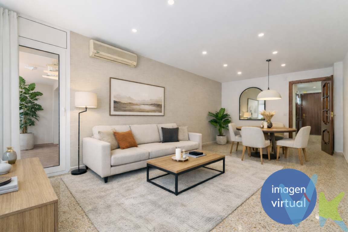 En la zona de Ponent, en Reus, se encuentra este piso en venta situado en una segunda planta con ascensor, dentro de un edificio de 1974 bien conservado. La vivienda ofrece 100 m² útiles (111 m² construidos) y una distribución cómoda tanto para familias como para quienes necesiten espacios amplios y versátiles.El piso ha sido actualizado recientemente en aspectos importantes: se ha renovado toda la carpintería exterior con aluminio y rotura de puente térmico, lo que mejora notablemente el confort acústico y térmico. También se han sustituido las instalaciones de agua y electricidad, aportando mayor seguridad y eficiencia al conjunto.La vivienda destaca por su excelente ventilación y la buena entrada de luz natural en todas las estancias. El salón-comedor cuenta con salida directa a un balcón, aportando amplitud y una agradable conexión con el exterior. Dispone de cuatro habitaciones bien distribuidas, ideales para uso familiar, despacho o invitados. La cocina con galería cerrada es independiente y funcional, y un baño completamente y de fácil acceso.Ubicada en una zona tranquila pero con todos los servicios a mano colegios, supermercados, parques y transporte público, esta vivienda ofrece comodidad sin renunciar a la vida urbana.Una opción interesante para quienes buscan un piso espacioso, luminoso y con mejoras ya realizadas, listo para adaptarlo a su estilo en una de las zonas más prácticas de Reus.El precio indicado corresponde al PVP (Precio de Venta al Público).Los gastos adicionales derivados de la compraventa como los de notaría, registro de la propiedad e Impuesto de Transmisiones Patrimoniales (ITP)no están incluidos en el PVP. Estos gastos pueden variar según el precio final de la operación y la normativa aplicable, ya que se calculan sobre la base imponible del valor de transmisión del inmueble. API: 659 AICAT: 2268 ANTONIO MIGUEL GIL LLABERIA  - VIVENDEX REUS PARTNERS SL