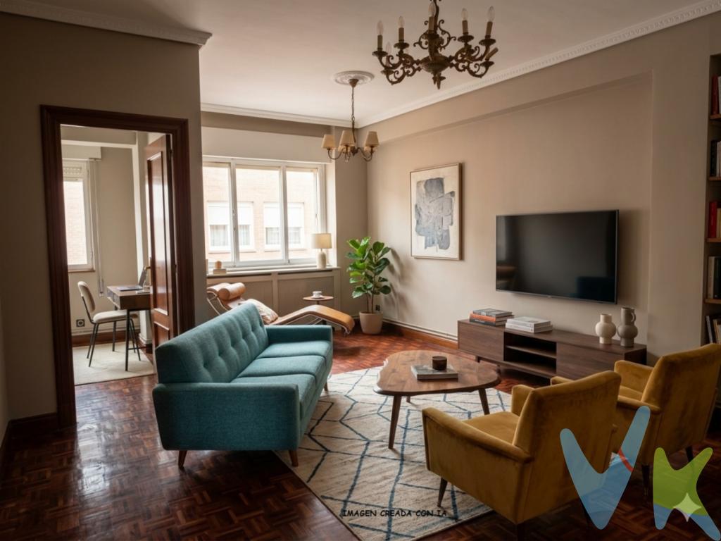 \"Vivir en el corazón de la ciudad no tiene porque significar renunciar a la calma\"Este piso con sus 92 m² es ese refugio céntrico y sorprendentemente tranquilo que estás buscando.Desde que entras al portal, la sensación es de cuidado y seguridad: una fachada arreglada actualmente y un sistema de videovigilancia te dan la bienvenida a una comunidad sin preocupaciones.Al cruzar el umbral de la vivienda, te recibe un hogar espacioso y lleno de posibilidades, con tres habitaciones donde puedes imaginar tu habitación principal, la de los niños o ese rincón de lectura o despacho para teletrabajar. El salón se presenta como un lugar perfecto para crear tu zona de descanso o recibir amigos ya que es muy amplio, mientras que la cocina independiente te ofrece es espacio ideal para cocinar tranquilamente. Cuenta también con un baño reformado con un estilo moderno y funcional. La vivienda incluye una práctica buhardilla en la parte superior del edificio, un desahogo para mantener todo en orden.¡¡NO DEJES PASAR ESTA OPORTUNIDAD!!! ¡¡Los pisos con estos metros y en esta zona VUELAN!!!Gastos e Impuestos no incluidos en el precio. Compra sujeta a ITP. El comprador se hará cargo de los costes de la escritura e inscripción en el Registro de la Propiedad.Al comprador se le cobrarán 3.000 EUR + 21% IVA de gastos de gestión.Contacta ahora para concertar una visita o solicitar más información.