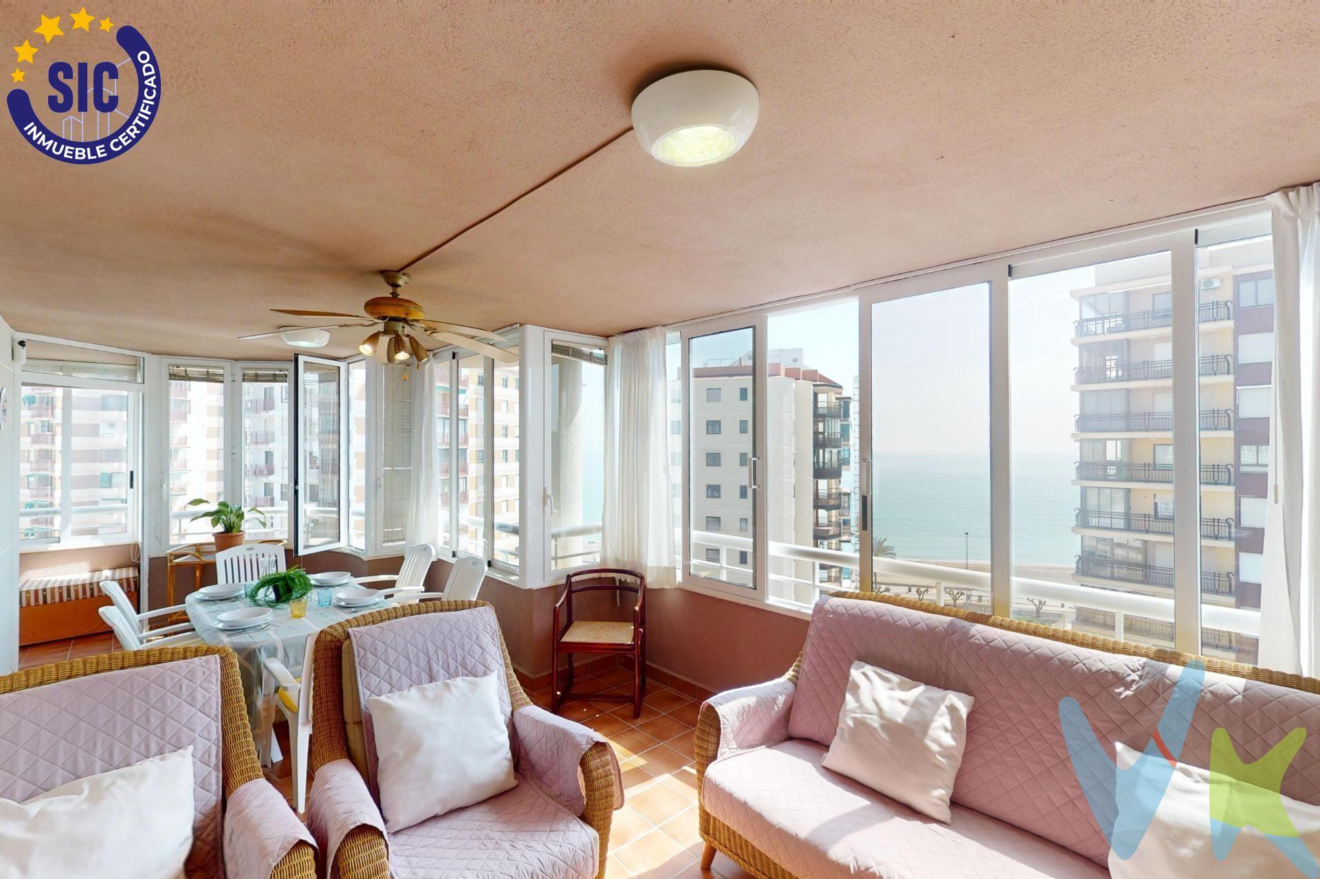 Este espectacular apartamento se encuentra ubicado en el edificio Viena, un ático esquinero situado en una privilegiada octava planta que ofrece impresionantes vistas a la playa de la zona Heliopolis. La propiedad cuenta con un amplio hall de entrada que da paso a un luminoso comedor-salón de 21 m², desde donde podrás acceder directamente a una maravillosa terraza privada  de 37 m², ideal para disfrutar del clima mediterráneo. El inmueble dispone también de dos acogedoras habitaciones dobles equipadas con armarios empotrados; destacando una habitación principal dotada de baño en suite. Además, hay otro baño completo adicional y cocina equipada junto a galería funcional. Se incluye trastero y garaje como parte esencial del paquete inmobiliario. Entre las comodidades sobresalen zonas comunes perfectamente mantenidas: piscina comunitaria para refrescarse durante los cálidos días estivales, pista tenis profesional , amplia área ajardinada perfecta para paseos al aire libre y espacio recreativo especialmente diseñado para niños que incluye columpios seguros y accesibles . A pocos pasos tendrás acceso rápido hacia múltiples servicios tales como autobuses, supermercados, cafeterías irresistibles , farmacias necesarias así como centros médicos o educativos cercanos brindándote todo lo necesario sin alejarte mucho. Esta oferta está presentada en exclusiva; solicitamos respetar privacidad no contactando directamente al propietario ni vecinos o empleados del edificio mientras tanto facilitaremos cualquier información requerida sobre esta maravillosa vivienda. En todos los casos los precios expuestos son más impuestos y gastos derivados de la transmisión del inmueble.