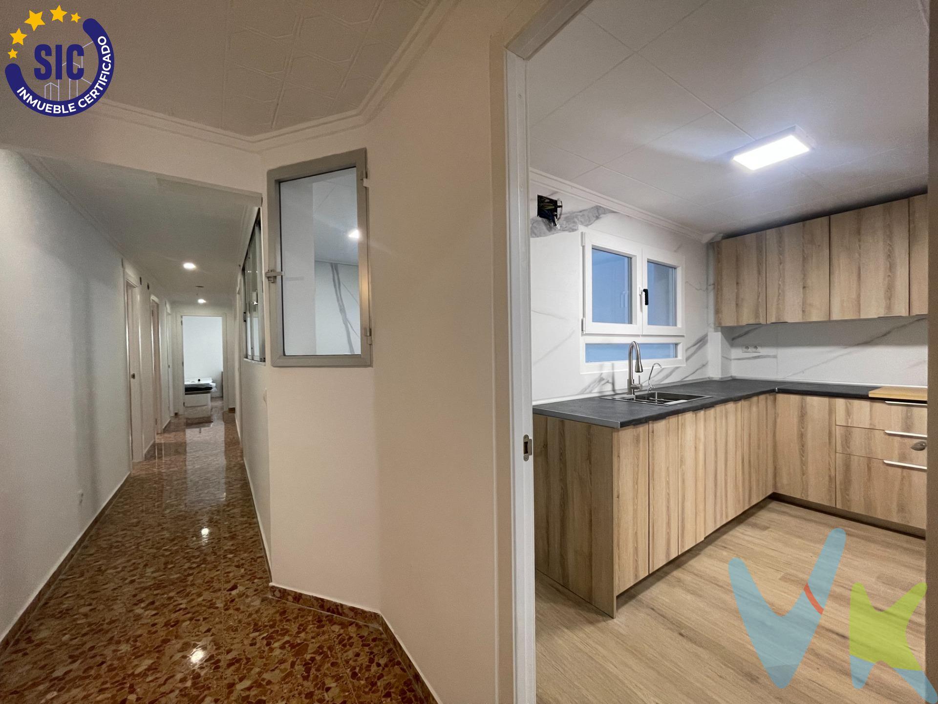 ¡Atención Inversores! Gran piso reformado Llave en Mano; en Requena con Alta Rentabilidad (Hasta 18%). ¿Buscas una inversión inmobiliaria segura, altamente rentable y sin dolores de cabeza por reformas? Te presentamos esta espectacular vivienda de 151 m² en la céntrica calle Doctor Guijarro de Requena, diseñada y reformada estratégicamente para el rentable modelo de coliving o alquiler por habitaciones. LOS NÚMEROS QUE IMPORTAN:. El inmueble sale a la venta por 185.000 € y cuenta con una distribución optimizada de 7 espaciosas habitaciones. En el mercado actual de Requena, la fortísima demanda permite alquilar cada estancia entre 350 € y 400 € al mes. • Ingresos mensuales brutos: De 2.450 € a 2.800 €. • Ingresos anuales brutos: De 29.400 € a 33.600 €. • Rentabilidad bruta anual: ¡Entre un 15,8% y un 18,1%!. Un flujo de caja (cash flow) extraordinario, muy superior a la media del mercado inmobiliario y a cualquier producto financiero tradicional. CARACTERÍSTICAS TÉCNICAS:. Se trata de un amplio primer piso (sin ascensor) que acaba de recibir una reforma integral del 85%:. 3 Baños completos nuevos (el factor clave y diferencial para garantizar la perfecta convivencia de 7 inquilinos sin fricciones). Fontanería y electricidad completamente renovadas. Ventanas exteriores nuevas de alta eficiencia energética y aislamiento. Cocina a estrenar lista para instalar electrodomésticos. Materiales, revestimientos y carpintería interior de primera calidad. DEMANDA GARANTIZADA:. Requena es un punto clave con escasez de oferta habitacional de calidad para personal sanitario, profesores, profesionales desplazados y trabajadores del sector industrial/agrícola. Ocupación prácticamente garantizada todo el año. Tú solo tienes que escriturar y empezar a rentabilizar desde el primer día. ¡No dejes escapar esta máquina de generar ingresos! Llama ahora para concertar una visita o pedir más información. VENTA:. PVP 185.000€. Gastos e impuestos no incluidos en el precio. La compra conlleva impuestos y gastos de formalización para el comprador. A título orientativo se informa que en segundas transmisiones el ITP con carácter general en Valencia es del 9%, pudiendo existir otros tipos impositivos atendiendo a las circunstancias personales del comprador u otras circunstancias previstas legalmente. Base imponible del impuesto el mayor valor entre el precio de compraventa, la tasación o el valor de referencia catastral. En cuanto a los gastos de notaría y registro, en su caso, suelen oscilar aprox. entre 1,5% y 2,5% (aranceles variables según precio, n.º de copias y complejidad). El comprador elige notario. Si el comprador precisase de hipoteca: tasación, condiciones y costes bancarios serán según entidad elegida por el comprador, así como los gastos de gestoría, y cualesquiera otros gastos inherentes a la formalización de la compraventa que legalmente correspondan a la parte compradora, salvo pacto expreso en contrario con el vendedor. El consumidor tiene, conforme a la normativa vigente, a su disposición información y documentación adicional relativa al inmueble y condiciones de la compraventa, que podrá ser consultada en C/Joaquín Costa 4, bajo 46005 Valencia o . Honorarios de mediación inmobiliaria a cargo del COMPRADOR: (3% del precio final de venta más IVA (21%), salvo otro pacto.); y de VENDEDOR (según acuerdo con el mismo). Se informa al consumidor que la agencia actúa como intermediaria inmobiliaria en la operación, estando cualquier eventual compraventa y sus condiciones sujeta a la aceptación expresa del propietario-vendedor y a la posterior formalización del correspondiente contrato.