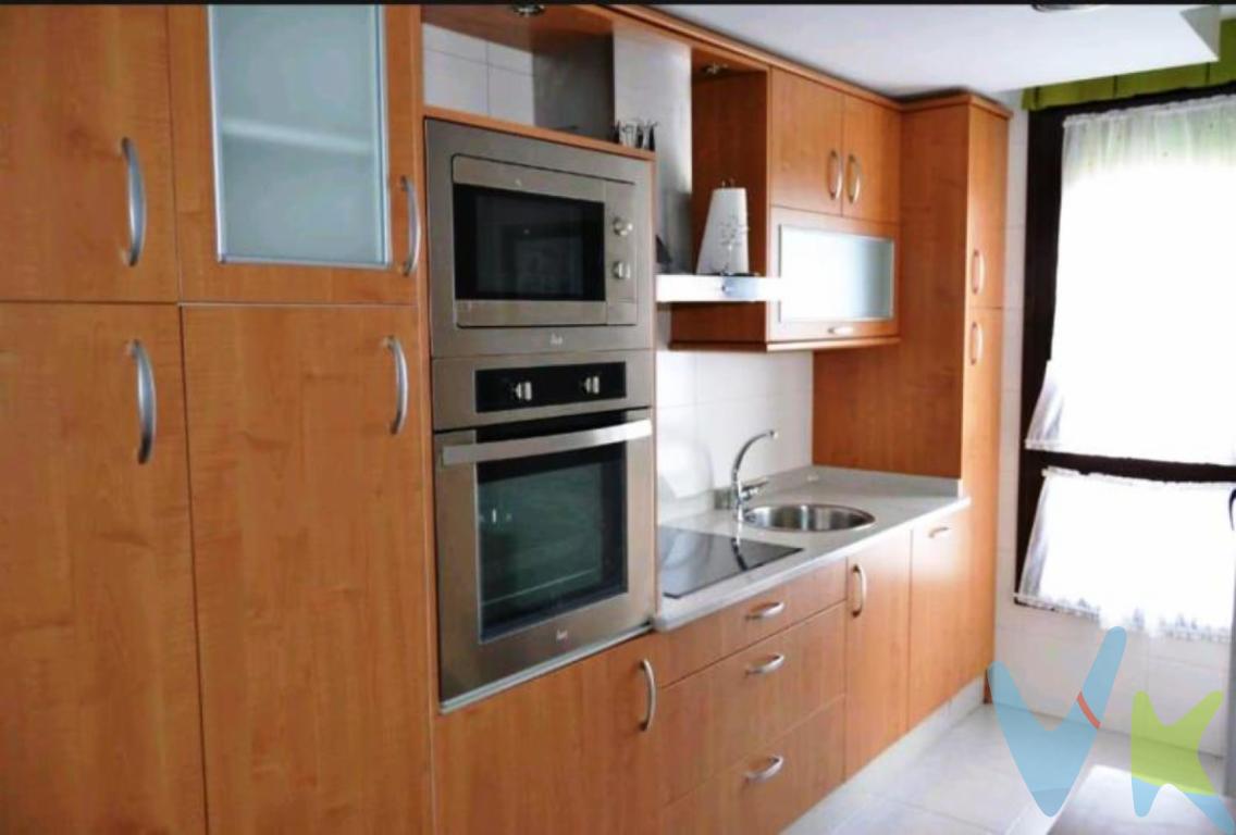 A partir del 1 de Julio de 2025, podemos visitar este maravilloso piso que ponemos a la venta en Quijas, una tranquila zona residencial a un paso de Santillana del Mar y de Puente San Miguel.Se trata de una vivienda en una primera planta que ofrece comodidad, espacio y funcionalidad. Dispone de tres amplias habitaciones, dos baños completos, luminoso salón y cocina independiente.Además cuenta con con plaza de garaje y otro garaje cerrado independiente, ideal para aparcamiento o para almacenamiento adicional.Ideal para familias o como inversión. Buenas comunicaciones con la autovía.Pídenos más información y ven a verlo, no dejes escapar esta oportunidad!!! 