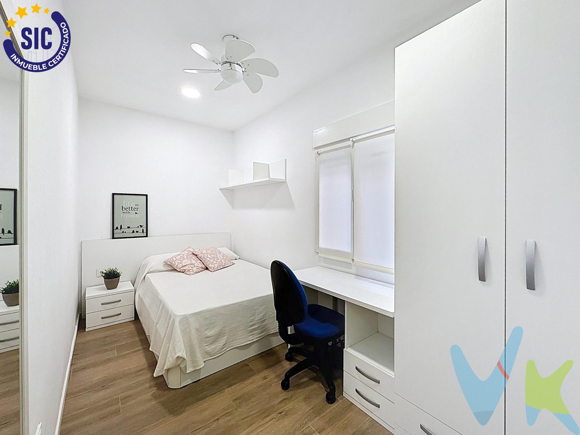  Piso en venta ALQUILADO como alquiler temporal para estudiantes (11 meses)– C/ Cardenal Benlloch 80. Atención inversores! Oportunidad con ingresos asegurados desde el primer día, en plena zona universitaria. Se vende bajo recién reformado, con una distribución práctica y funcional que aprovecha al máximo cada metro. La vivienda cuenta con 76 m² y dispone de:. ●	3 habitaciones amplias, amuebladas con cama, mesa de noche, escritorio y armario. ●	2 baños completos. ●	Salón-comedor con aire acondicionado, integrado a una cocina totalmente equipada.  Reforma reciente con acabados modernos, lo que permite entrar a vivir o seguir alquilando sin necesidad de realizar obras. Actualmente el piso se encuentra alquilado, lo que lo convierte en una excelente oportunidad de inversión con rentabilidad inmediata y gran potencial por la alta demanda en la zona universitaria.  Fantástica ubicación, rodeada de todo lo necesario para el día a día: transporte público, comercios, supermercados y a pocos minutos de la universidad.  Este piso reúne ubicación, rentabilidad y comodidad. ¡No dejes pasar la oportunidad de hacerlo tuyo!.  Contacta con nosotros hoy mismo y te daremos toda la información que necesitas!. La descripción del presente inmueble e imágenes tienen mero carácter informativo y en ningún caso carácter contractual, pudiendo ser modificados por la inmobiliaria comercializadora sin que ello implique responsabilidad alguna frente a terceros. En el precio de venta a público, esta propiedad NO incluye los gastos de adquisición (Notario, registro, gestión, honorarios, etc…).