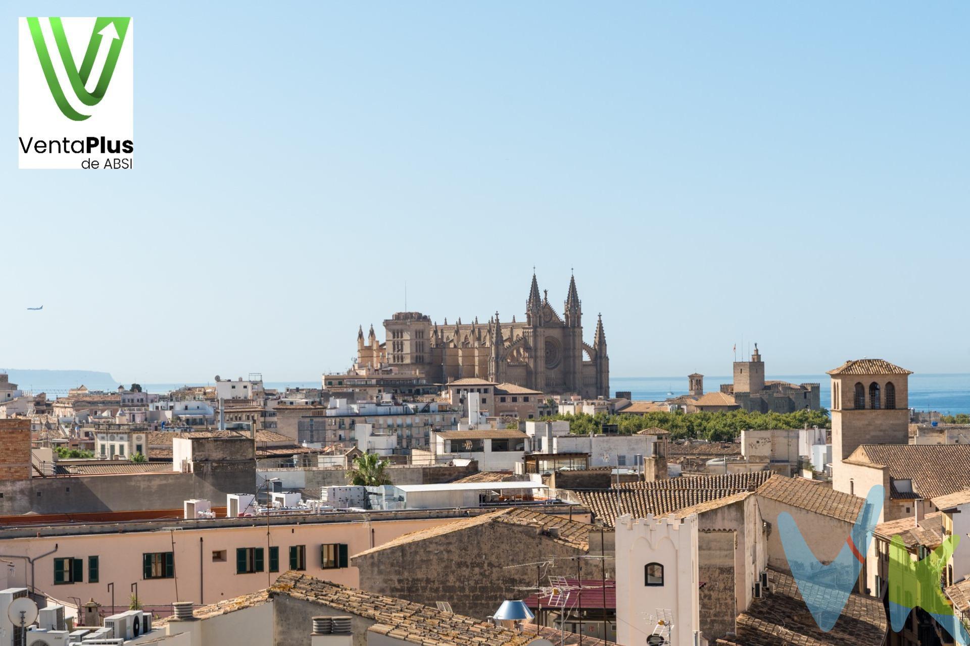 Agencia inscrita en el Registro Oficial de Agentes de la Propiedad Inmobiliaria de las Islas Baleares. Inscripción: GOIBE731396/2024. (ROAIIB). Luminoso, vistas despejadas y vistas al mar, zona tranquila y céntrica, a un paso de Jaime III, del Paseo Mallorca y de las Ramblas, ideal para quien ame la ciudad y quiera olvidar el coche. Octavo piso totalmente reformado, en un edificio adaptado para personas con movilidad reducida, con 2 ascensores y un montacargas. Distribuido en 2 habitaciones, originalmente tenía 3, dos baños, cocina abierta, salón, coladuría y terraza de unos 6m2 donde disfrutar de las bonitas vistas. La reforma acometida ha sido completa abarcando electricidad, fontanería, baños, cocina, sistema de calefacción y preinstalación de A/C y sin olvidar suelos, cerramientos, armarios, puertas y cocina. . Listo para entrar a vivir!. No lo dudes, ven a visitarlo, te encantará. El edificio ha pasado la Inspección Técnica de Edificios. La vivienda dispone de cédula de habitabilidad y CEE. Este inmueble ha sido certificado por ABSI, (Agrupación Balear de Servicios Inmobiliarios) lo que significa que la agencia comercializadora ha supervisado la documentación necesaria para la compraventa y que el inmueble forma parte de la bolsa de propiedades en multi exclusiva ABSI. . . 