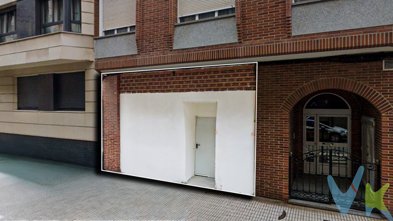 Local Convertible a Vivienda a 1 minuto de la playa de San Lorenzo en Gijón.\"De local a su nuevo hogar costero. Presentamos este espacioso local con vía libre para el cambio de uso a residencial . Imagínese despertando y estar en la playa en menos de un minuto.¡La vida que siempre quiso, al alcance de su mano! Solicite su visita y empiece a diseñar su futuro frente al mar.\"Zona consolidada con transporte, supermercados, ocio e instalaciones deportivas.Ideal para: Particulares que buscan un proyecto de reforma con una ubicación privilegiada.Diseño a Medida: Espacio completamente diáfano para crear una vivienda moderna y funcional a su gusto: un loft playero, un apartamento de verano o su residencia habitual.¿A qué espera para visitarlo? PRECIO DE VENTA SIN GASTOS NI IMPUESTOS INCLUIDOS: El precio de venta no incluye gastos de notaría, registro de la propiedad, gestoría, ni el Impuesto de Transmisiones Patrimoniales (ITP) o el IVA/AJD.HONORARIOS: El precio de venta no incluye los honorarios que se devengan a cargo del cliente comprador por la prestación de servicios de asesoramiento y gestión. El importe asciende al 2%, con un minimo de 2.000 EUR, del Precio de Venta (IVA no incluido). Dichos honorarios deberán ser abonados a la firma de la escritura pública. 