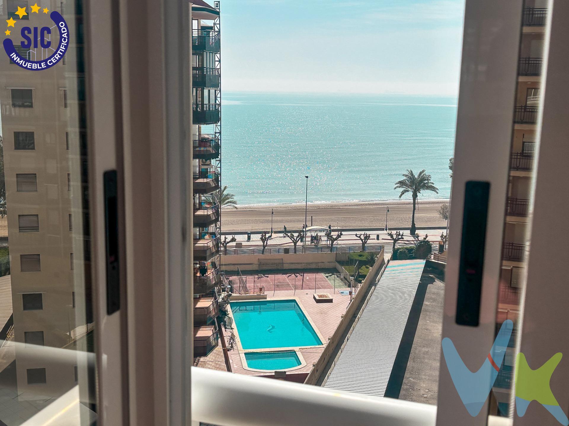Este espectacular apartamento se encuentra ubicado en el edificio Viena, un ático esquinero situado en una privilegiada octava planta que ofrece impresionantes vistas a la playa de la zona Heliopolis. La propiedad cuenta con un amplio hall de entrada que da paso a un luminoso comedor-salón de 21 m², desde donde podrás acceder directamente a una maravillosa terraza privada  de 37 m², ideal para disfrutar del clima mediterráneo. El inmueble dispone también de dos acogedoras habitaciones dobles equipadas con armarios empotrados; destacando una habitación principal dotada de baño en suite. Además, hay otro baño completo adicional y cocina equipada junto a galería funcional. Se incluye trastero y garaje como parte esencial del paquete inmobiliario. Entre las comodidades sobresalen zonas comunes perfectamente mantenidas: piscina comunitaria para refrescarse durante los cálidos días estivales, pista tenis profesional , amplia área ajardinada perfecta para paseos al aire libre y espacio recreativo especialmente diseñado para niños que incluye columpios seguros y accesibles . A pocos pasos tendrás acceso rápido hacia múltiples servicios tales como autobuses, supermercados, cafeterías irresistibles , farmacias necesarias así como centros médicos o educativos cercanos brindándote todo lo necesario sin alejarte mucho. Esta oferta está presentada en exclusiva; solicitamos respetar privacidad no contactando directamente al propietario ni vecinos o empleados del edificio mientras tanto facilitaremos cualquier información requerida sobre esta maravillosa vivienda. En todos los casos los precios expuestos son más impuestos y gastos derivados de la transmisión del inmueble.