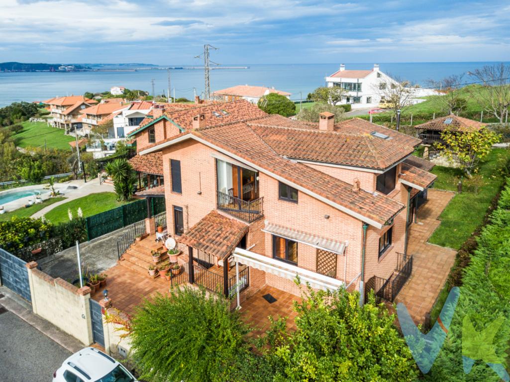  Ponemos a la venta esta propiedad independiente ubicada en la reconocida zona residencial de Somió. Construida en 2004, esta vivienda unifamiliar ofrece una superficie generosa, adecuada para familias que requieran amplios espacios.Esta residencia en Somió representa una opción sólida para quien busque una vivienda espaciosa, con buena ubicación y comodidades consolidadas.-Comunicaciones: La proximidad a paradas de autobús facilita la conexión con el centro de la ciudad y áreas circundantes, combinando la vida residencial con un buen nivel de accesibilidad.-Terreno: La finca está totalmente cerrada, lo que aporta un nivel de privacidad y seguridad. Dispone de una zona ajardinada.-Vistas: Desde gran parte de la propiedad se pueden apreciar vistas al mar.-Ubicación: Situada en un entorno tranquilo y residencial dentro de Somió.-Equipamiento: Se entrega parcialmente amueblada, con electrodomésticos de alta gama incluidos. -Servicios: La vivienda está conectada al sistema de alcantarillado público.-Elemento Singular: La propiedad incorpora un hórreo con ventanal orientado al mar, un espacio adicional con potencial para disfrute o almacenaje.-Garaje: Dispone de un garaje amplio para la protección de vehículos.-Anejos: Incluye una vivienda secundaria en el sótano, totalmente independiente, que ofrece flexibilidad de uso (alojamiento de invitados, zona de trabajo, etc.).-Distribución y Espacios: La casa cuenta con 6 dormitorios, diseñados para un uso funcional y optimizando la luz y el espacio.PRECIO DE VENTA SIN GASTOS NI IMPUESTOS INCLUIDOS: El precio de venta no incluye gastos de notaría, registro de la propiedad, gestoría, ni el Impuesto de Transmisiones Patrimoniales (ITP). HONORARIOS: El precio de venta no incluye los honorarios que se devengan a cargo del cliente comprador por la prestación de servicios de asesoramiento y gestión. El importe asciende al 2%, con un minimo de 2.000 EUR, del Precio de Venta (IVA no incluido). Dichos honorarios deberán ser abonados a la firma de la escritura pública.