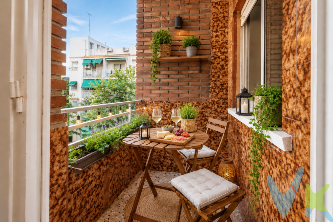 Tu nuevo hogar en Benetússer te está esperando.Ponemos a la venta esta cómoda vivienda de 3 dormitorios y 1 baño, una opción ideal tanto para quienes buscan su vivienda habitual como para quienes desean realizar una inversión con recorrido en una ubicación consolidada y con demanda.La vivienda se encuentra en buen estado de conservación, permitiendo entrar a vivir desde el primer momento, aunque admite una actualización o reforma para adaptarla a los estándares y comodidades de la vida actual, convirtiéndola en un hogar totalmente personalizado o en una excelente inversión para rentabilizar.Destaca por su practicidad y funcional distribución, pensada para el día a día, así como por su agradable luminosidad, gracias a su orientación y altura. Además, el edificio cuenta con ascensor, un valor añadido que aporta comodidad y accesibilidad.Su ubicación dentro de Benetússer es otro de sus grandes atractivos: rodeada de parques infantiles, centros educativos, servicios médicos, comercios de proximidad, supermercados, restauración y opciones de ocio, permitiendo disfrutar de una vida cómoda sin necesidad de grandes desplazamientos.Benetússer se ha consolidado como una de las localidades más prácticas y demandadas del área metropolitana de Valencia, gracias a su equilibrio entre vida de barrio, servicios y excelentes comunicaciones. A escasos minutos de la ciudad, con rápido acceso tanto en vehículo como mediante transporte público, ofrece la tranquilidad de un entorno residencial sin renunciar a la cercanía con Valencia capital.Si buscas una vivienda con potencial, bien ubicada y con múltiples posibilidades, esta puede ser esa oportunidad que estabas esperando. Llámanos y ven a descubrirla en persona.Agencia registrada con el Nº 89 en el Registro Obligatorio de Agentes Inmobiliarios de la Comunitat Valenciana. Puede consultar en la web de la GVA:https://habitatge.gva.es/es/registres-en-materia-habitatgeLa oferta está sujeta a cambios de precio o retirada del mercado sin previo aviso. Este anuncio en su conjunto, incluyendo textos, fotos, imágenes o cualquier otro contenido de este, no es vinculante dado que la información es ofrecida por terceros y puede contener errores. Se muestra a título informativo y no contractual.Gastos de la compraventa a cargo de la parte compradora no incluidos en el precio del inmueble a tener en cuenta:- ITP con carácter general en Valencia es del 10%, pudiendo corresponderle otro tipo impositivo atendiendo a sus circunstancias personales (por edad, renta o situación familiar primera vivienda habitual, etc) previstas legalmente.*Base imponible del impuesto el mayor valor entre el precio de compraventa, la tasación o el valor de referencia catastral.- Gastos de notaría y registro, en su caso, suelen oscilar aprox; entre 1,5% y 2,5% (aranceles variables según valor de compraventa, n.º de copias, etc).- Si tramita la inscripción una gestoría, deberá abonar sus honorarios más IVA (en este caso suele oscilar entre los 250EUR y los 400EUR + IVA).- Honorarios de mediación inmobiliaria a cargo del comprador del 3% del precio final de venta más IVA (21%), salvo otro pacto.Por mandato expreso del propietario, comercializamos este inmueble en exclusiva, lo que le garantiza el acceso a toda la información, a un servicio de calidad, un trato fácil, sencillo y sin interferencias de terceros. Por este motivo, se ruega no molestar al propietario, a los ocupantes de la propiedad o a los vecinos. Muchas gracias por su comprensión. Si usted es agente inmobiliario y tiene un cliente para este inmueble, llámenos: estaremos encantados de colaborar.Se informa al consumidor que la agencia actúa como intermediaria inmobiliaria en la operación, estando cualquier eventual compraventa y sus condiciones sujeta a la aceptación expresa del propietario-vendedor y a la posterior formalización del correspondiente contrato.