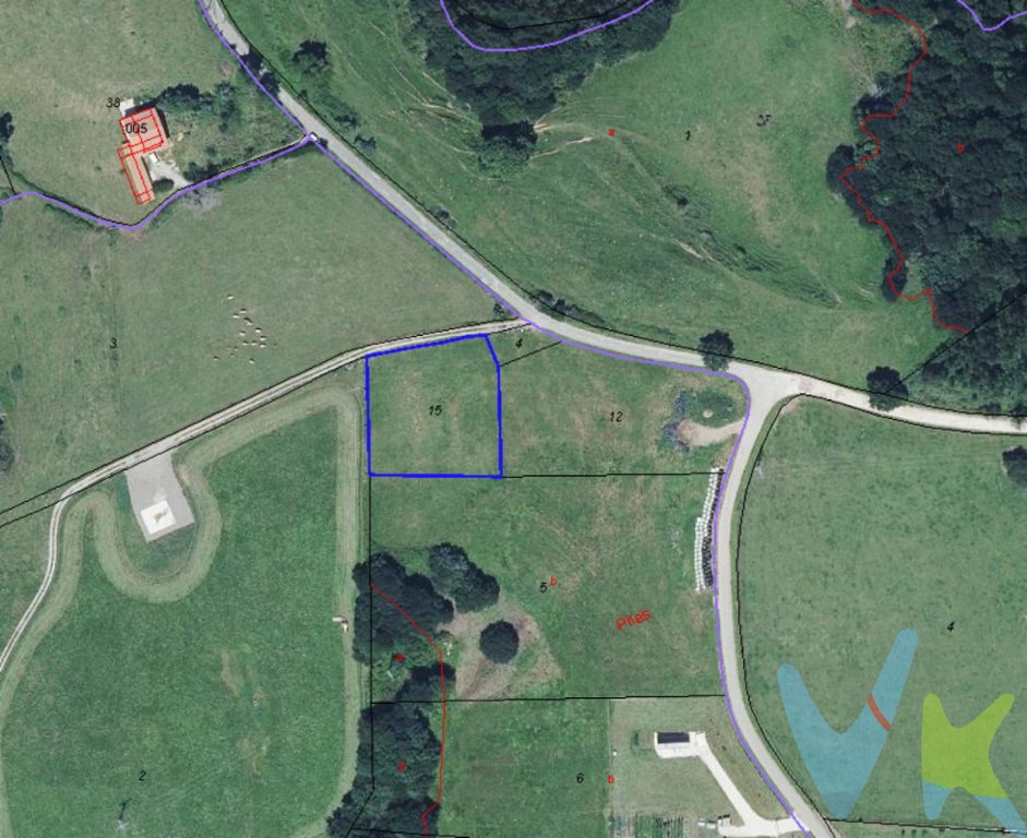 **Exclusiva Finca en Venta en Ribamontán al Monte**Suelo no urbanizable de interés agrícola ganadero. POSIBLE USO SEGUN NORMATIVA MUNICIPAL: 1.-Usos agrícolas de carácter intensivo, vinculados directamente a la obtención, almacenamiento , explotación y/o tratamiento de productos ó ganado de la finca a la que sirven.Para las edificaciones vinculadas a la producción agropecuaria, podrán instalarse en cualquier parcela con independencia de su tamaño siempre que se verifiquen las siguientes condiciones: -casetas de almacenamiento de aperos de labranza( separación mínima 3 metros a colindantes), superficie que no supere 8 metros cuadrados,no cimentación fija, altura máxima 3 metros. -invernaderos. -silos establos o criaderos de animales. Presentamos una extraordinaria oportunidad de adquirir una finca en  Ribamontán al Monte. Esta oferta representa una ocasión ideal para aquellos que buscan fusionar naturaleza, tranquilidad y potencial de desarrollo en un solo lugar.La finca está situada en una amplia parcela que ofrece una extensión generosa, permitiendo disfrutar de un espacio al aire libre sin igual. Gracias a sus dimensiones, los nuevos propietarios pueden considerar múltiples posibilidades de uso, ya sea el desarrollo de un proyecto agrícola, la creación de un retiro personal o incluso el establecimiento de un complejo turístico. Su amplitud lo convierte en un lugar ideal para quienes desean emprender ambiciosos proyectos en un marco natural.Ribamontán al Monte, destacado por su entorno pintoresco, proporciona un equilibrio perfecto entre serenidad y accesibilidad. Este municipio, con su atmósfera tranquila y natural, fomenta una calidad de vida insuperable. Los paisajes verdes y la cercanía a entornos rurales hacen de esta ubicación un refugio idóneo para escapar del ajetreo urbano, ofreciendo un ambiente de paz y serenidad.Los entusiastas de la naturaleza encontrarán en su vegetación circundante y en la biodiversidad local un verdadero paraíso de paz.En resumen, esta finca en Ribamontán al Monte representa una excelente inversión para quienes desean conjugar naturaleza, potencial de desarrollo y calidad de vida.. No deje pasar esta oportunidad única; visítela y descubra las posibilidades infinitas que ofrece. Cada rincón inspira sueños por realizar y proyectos por emprender. Desde su extensión generosa hasta su ubicación soñada, esta finca es una joya esperando ser descubierta.Impuestos y gastos de notaría no incluidos  